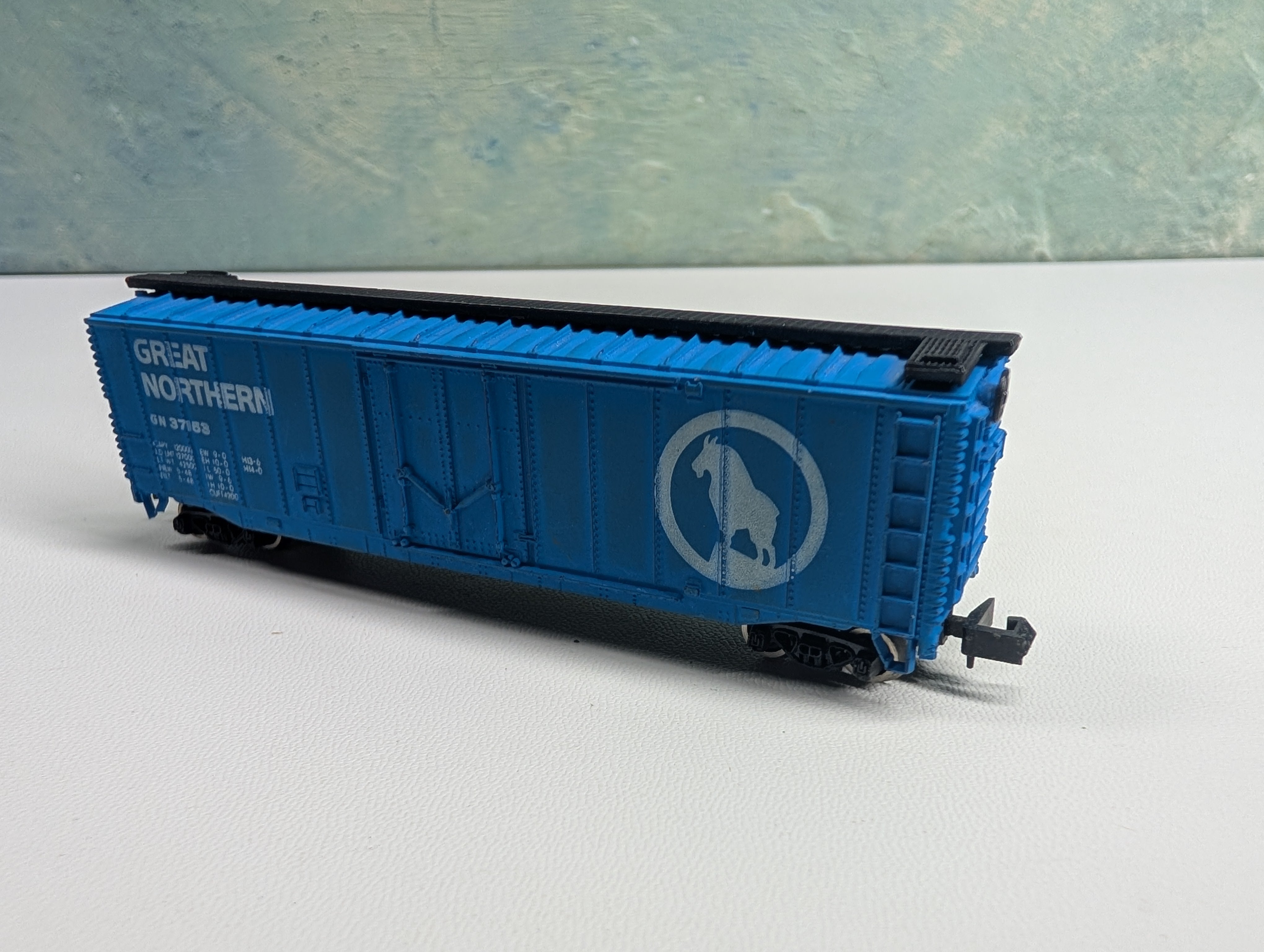 USED Bachmann N Scale 50' Box Car Great Northern GN #37153
