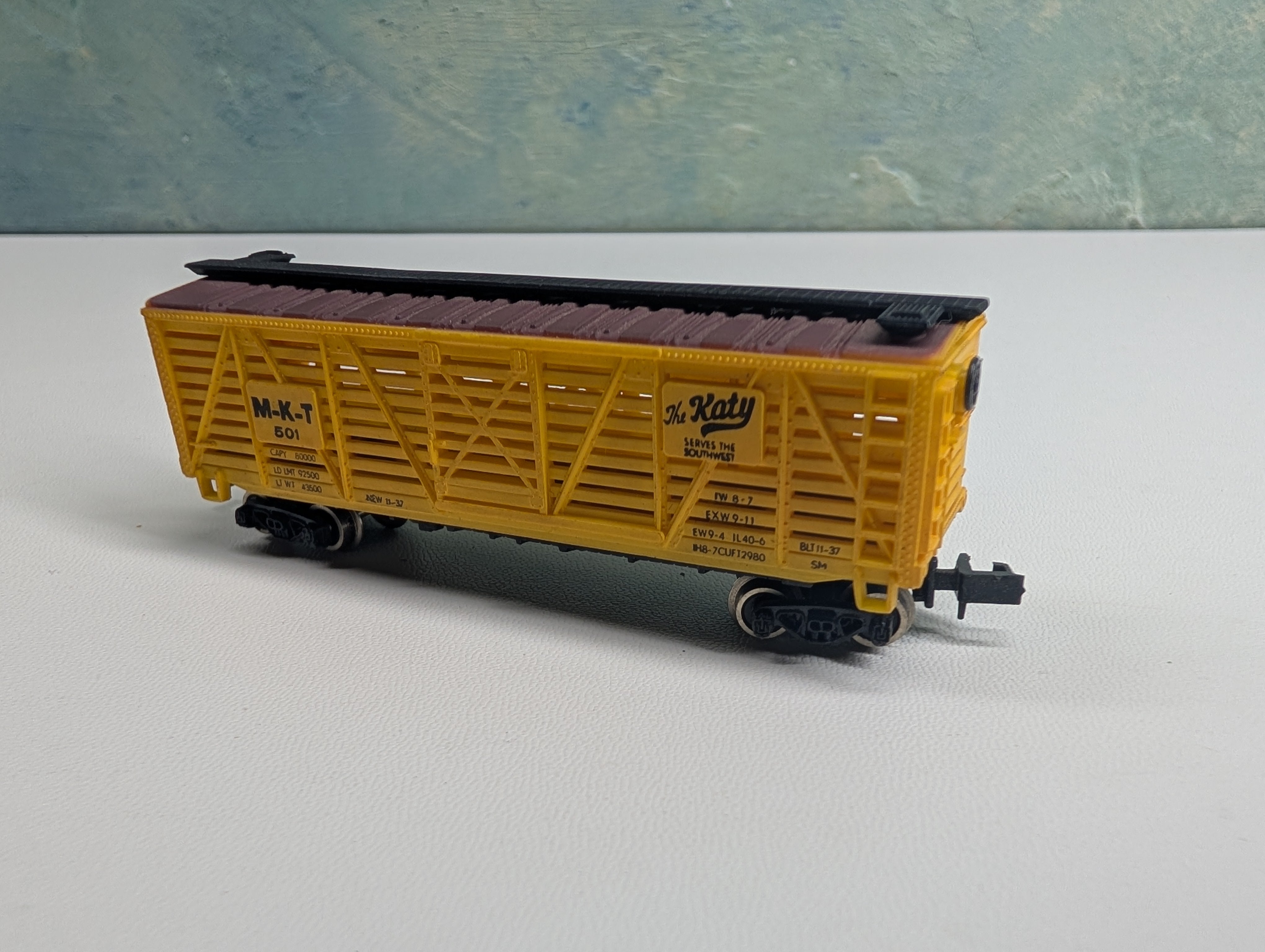 USED Bachmann N Scale 40' Livestock Cattle Car MKT #501