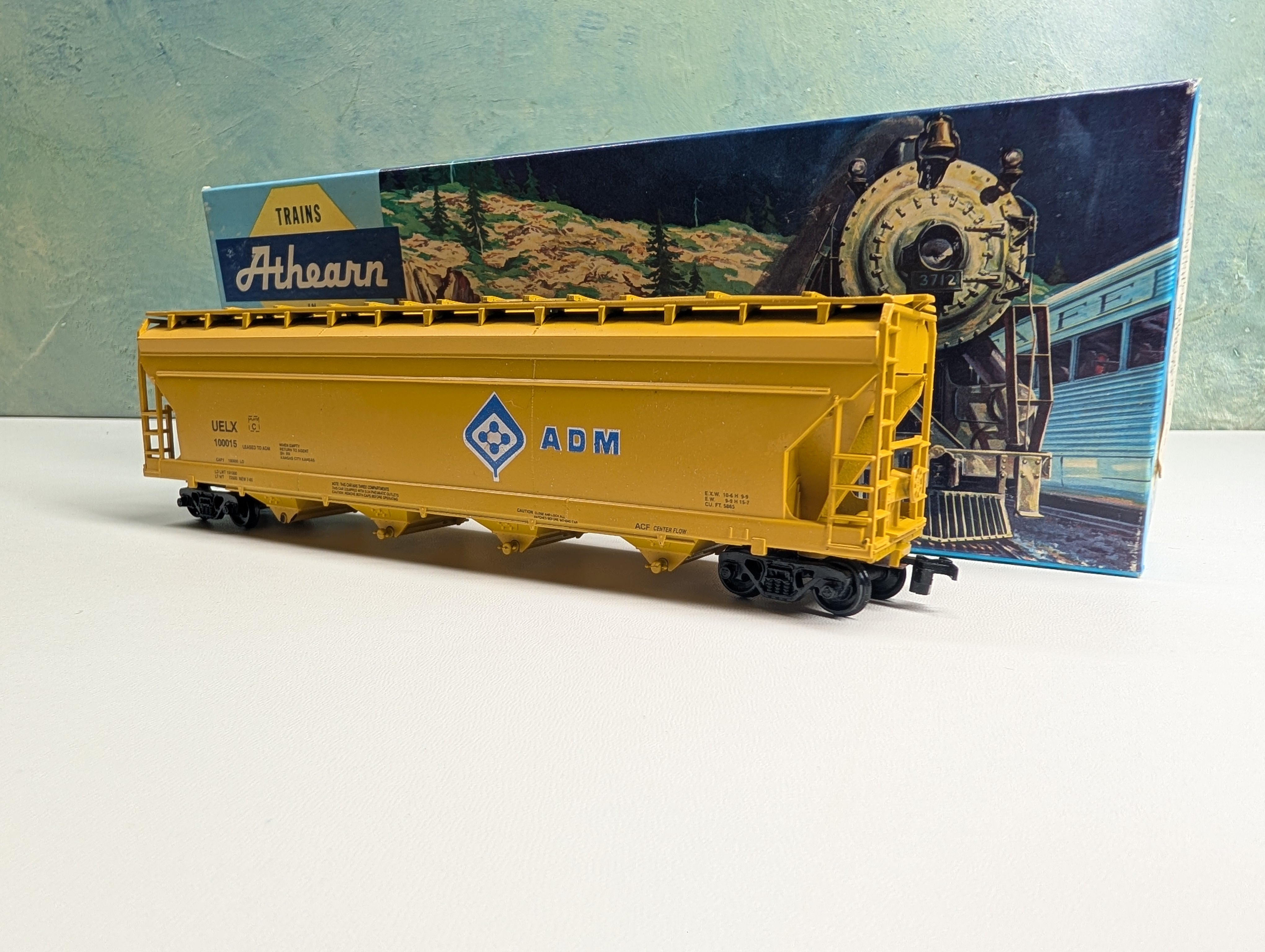 USED Athearn HO Scale 55' ACF Center Flow Covered Hopper ADM UELX #100015 Bev-Bel