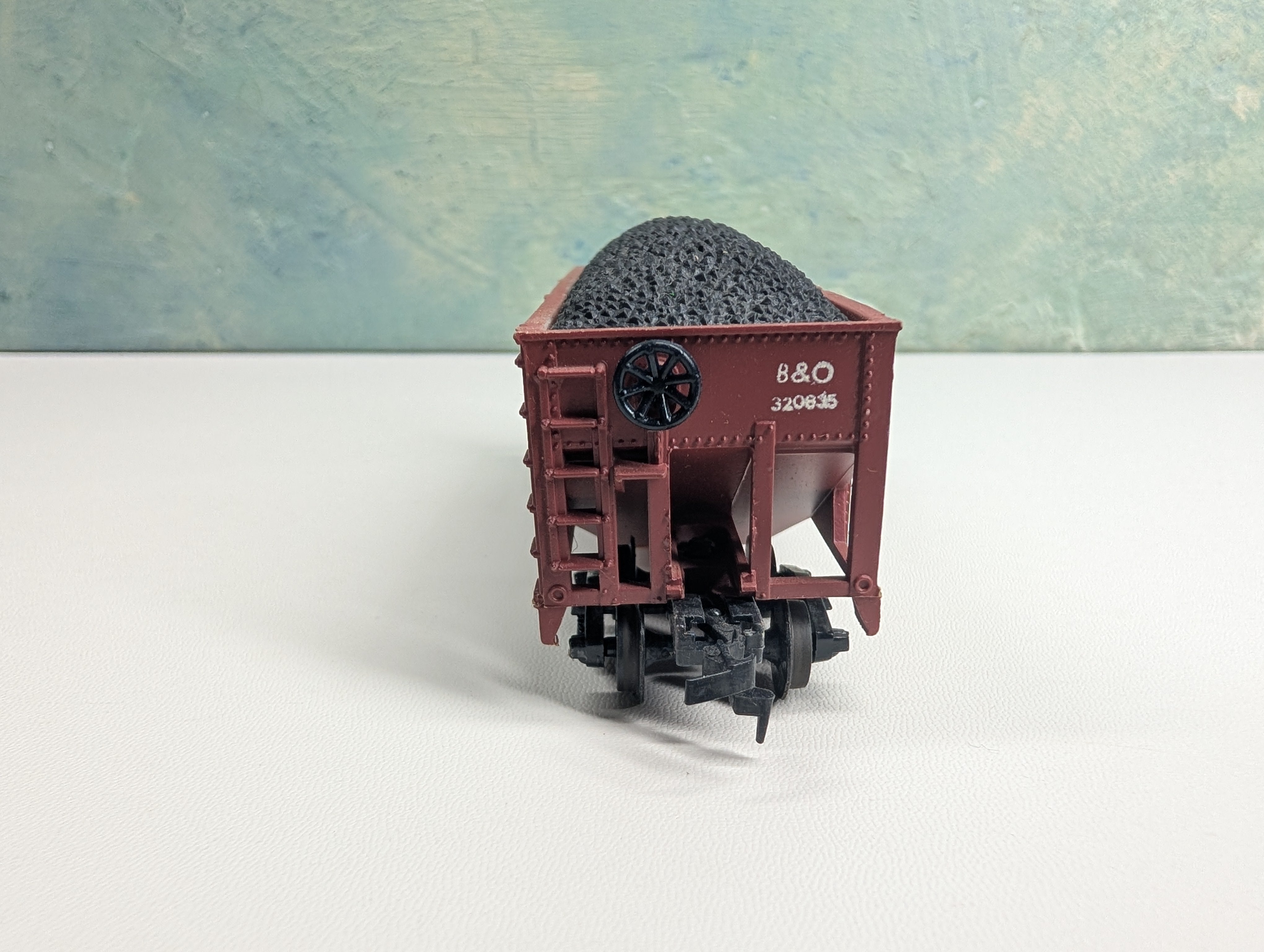 USED HO Scale 2 Bay Hopper Baltimore and Ohio B&O #320835