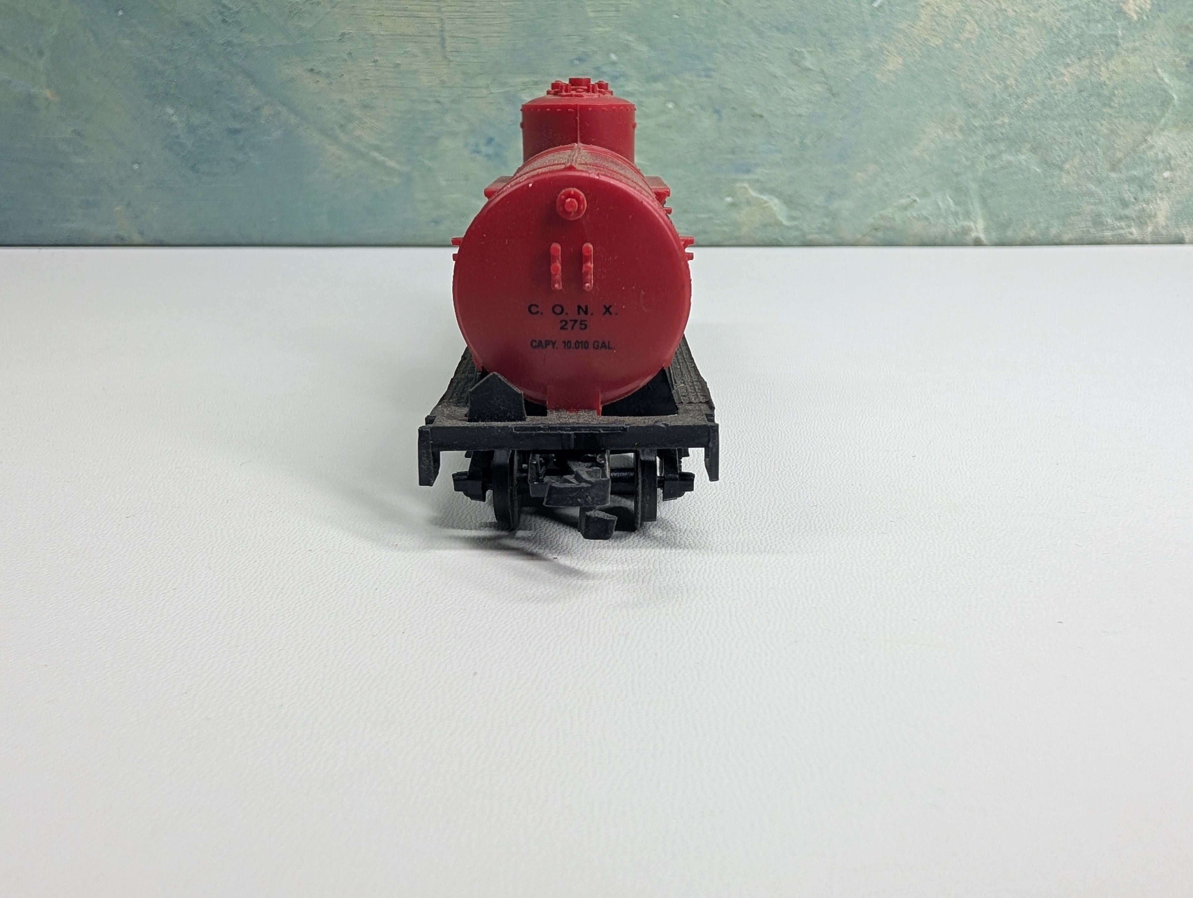 USED Life-Like HO Scale Single Dome Tank Car Conoco CONX #275