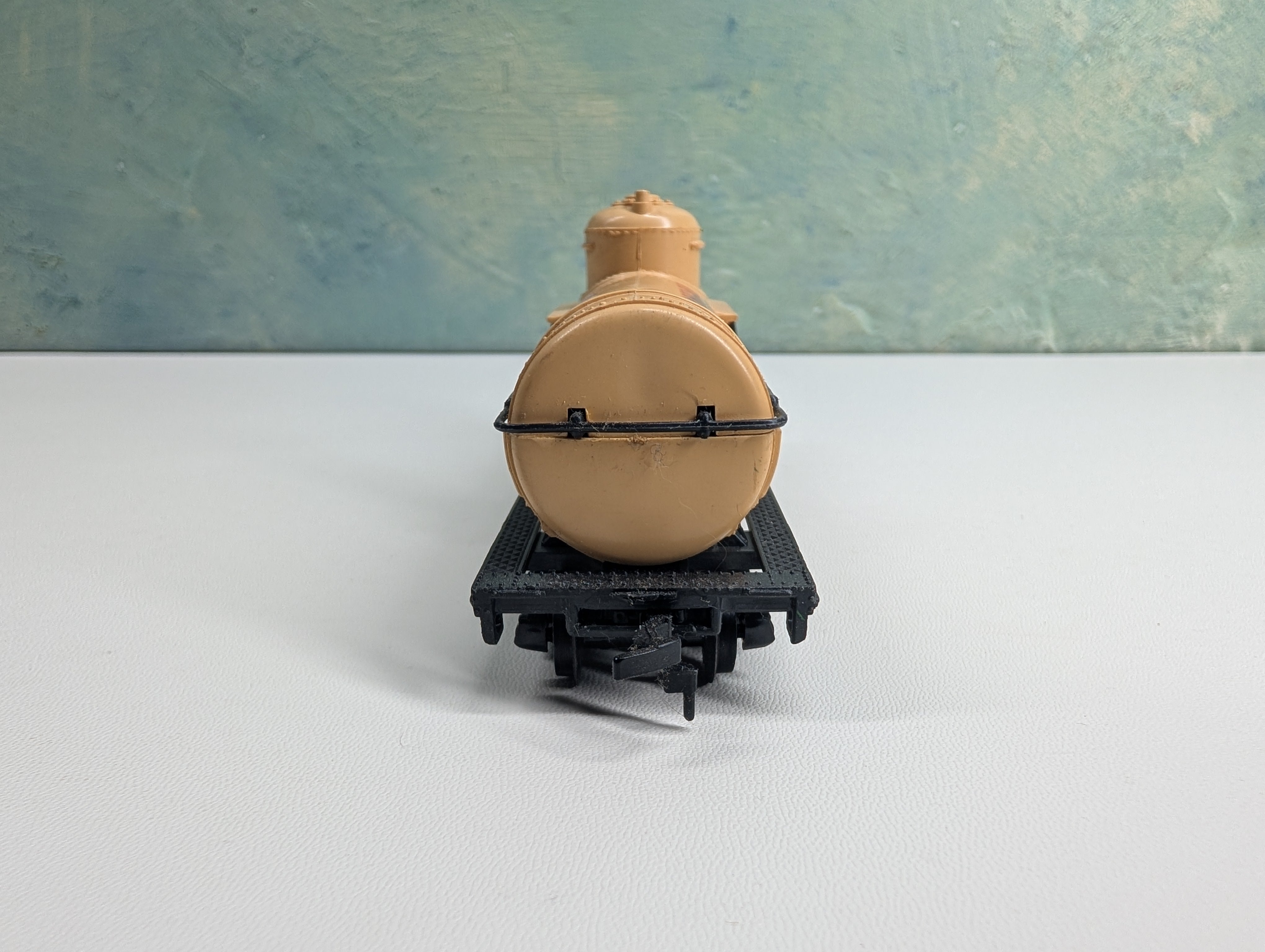 USED Model Power HO Scale Single Dome Tank Car Hydrocarbon Rocket Fuel #X-415