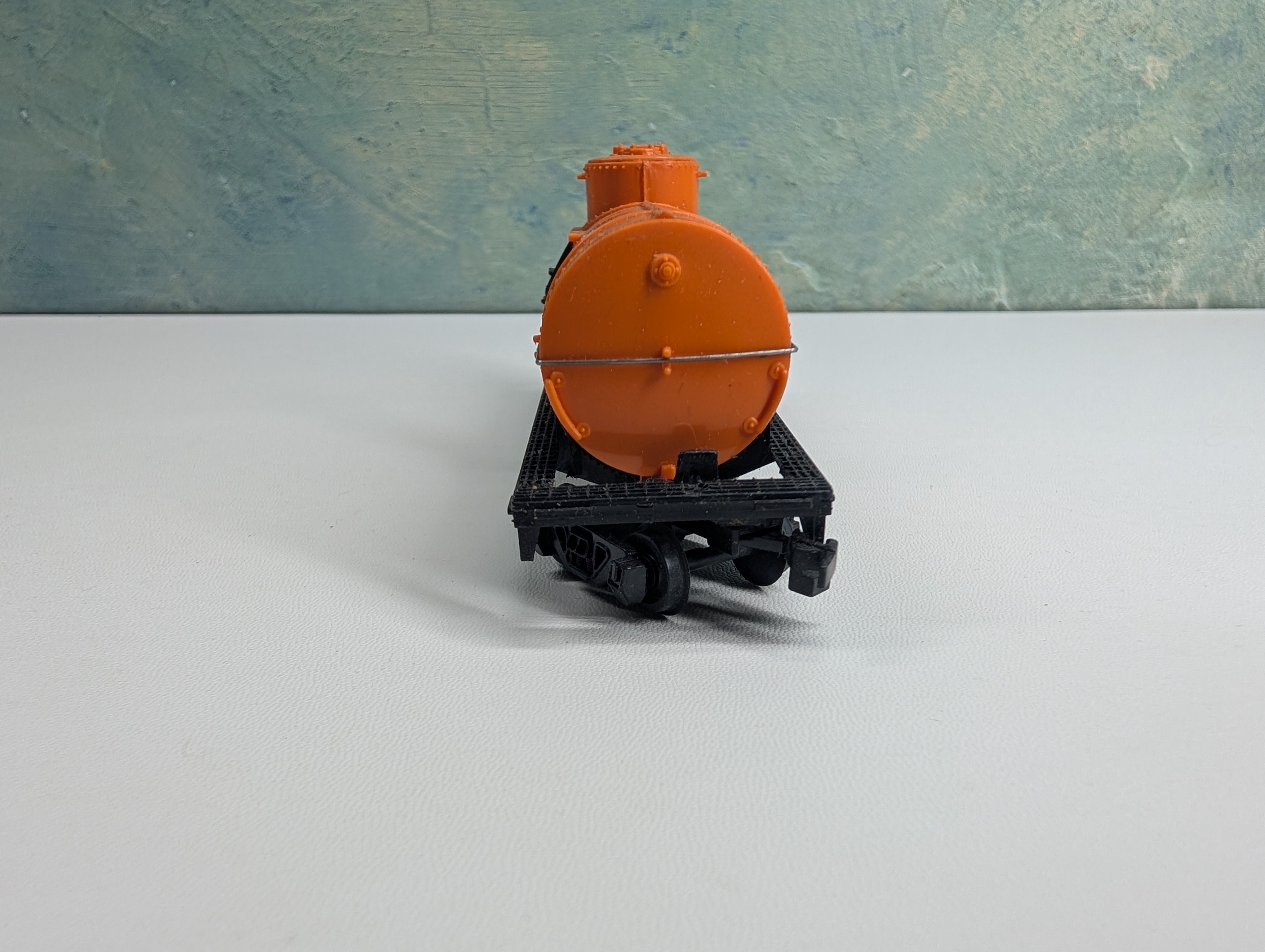 USED Bachmann HO Scale Single Dome Tank Car Shell SCCX #1754