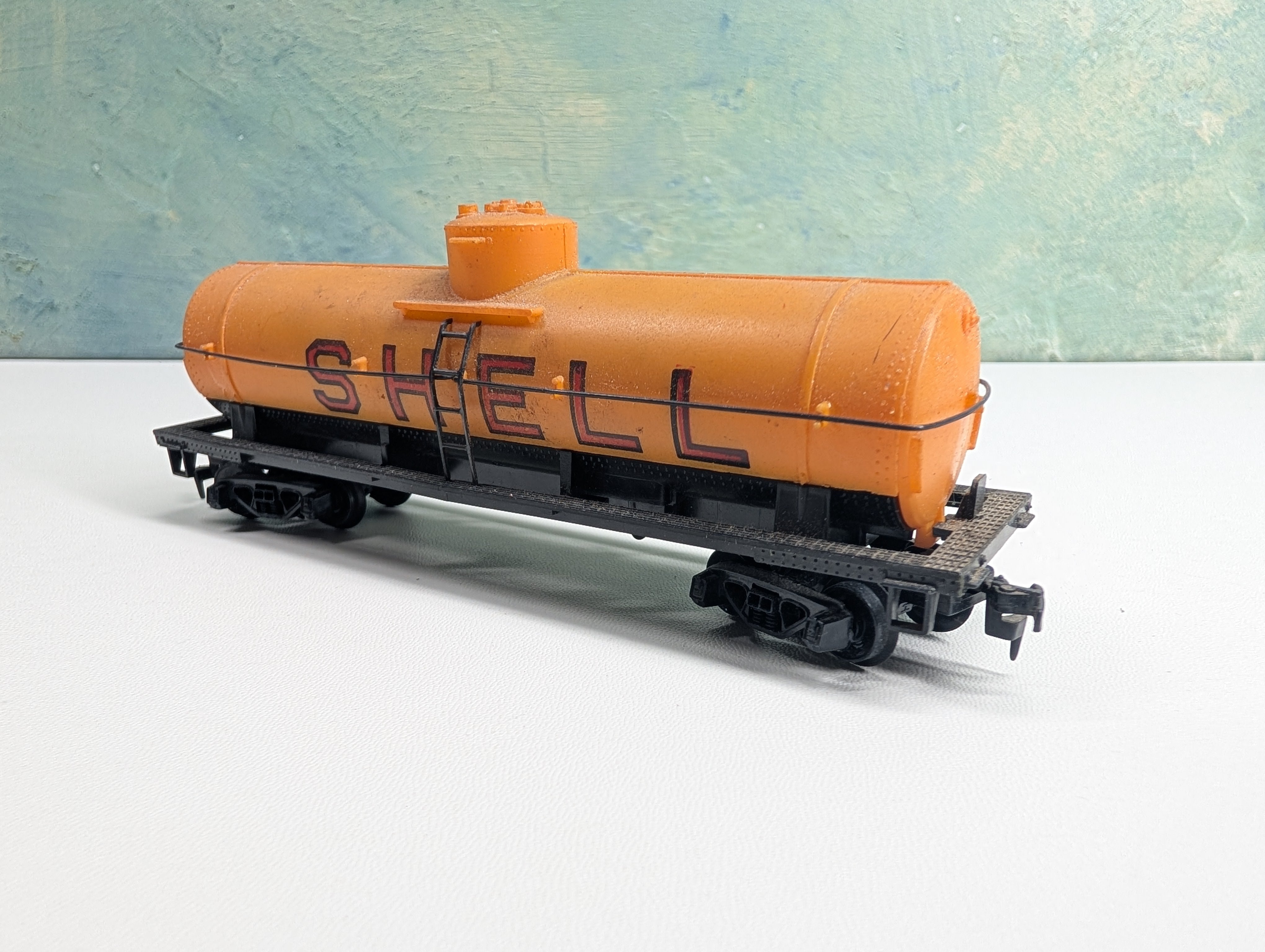 USED Tyco HO Scale Single Dome Tank Car Shell