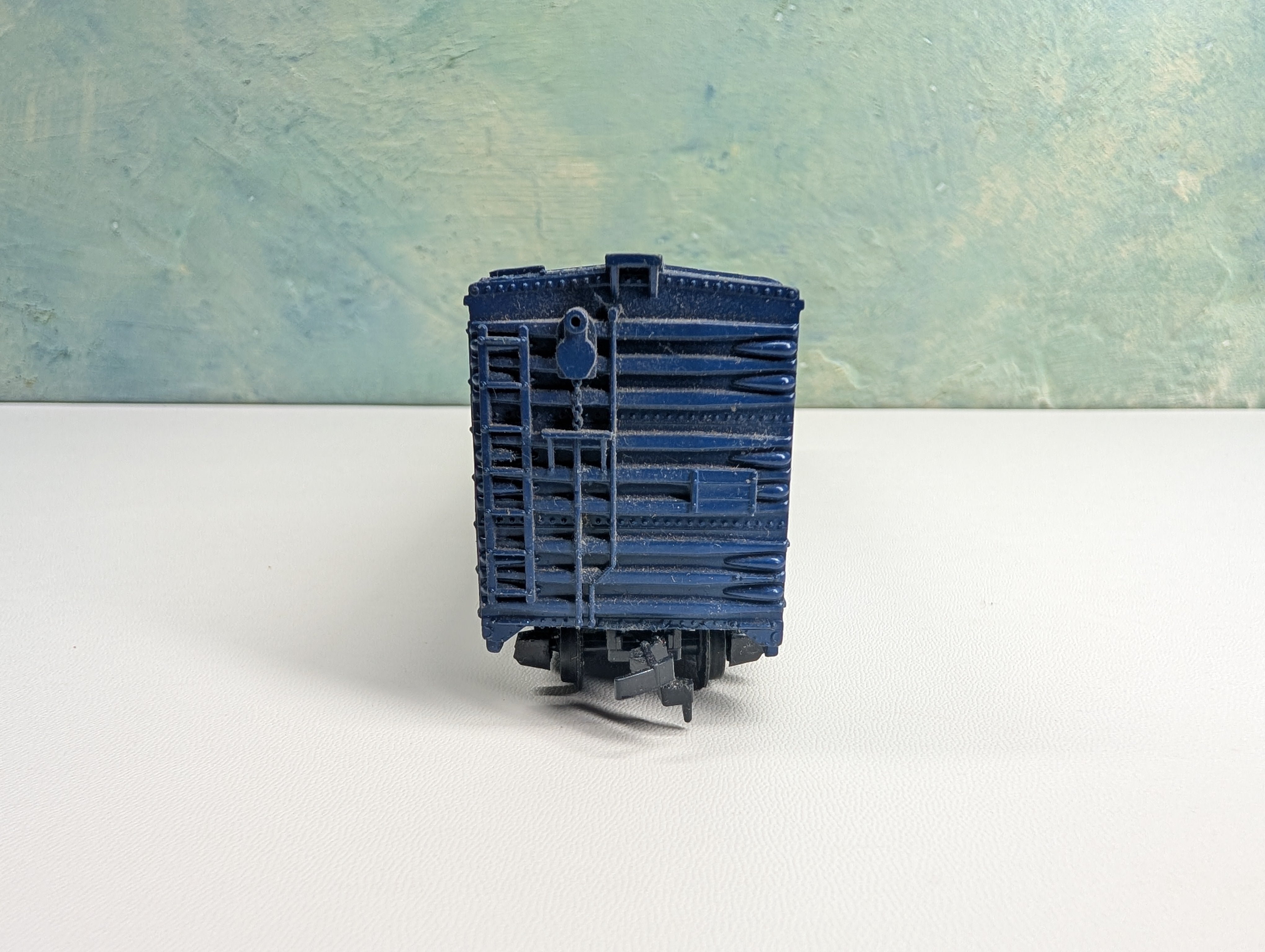 USED Tyco HO Scale 50' Box Car Glade Clean 'N Clear