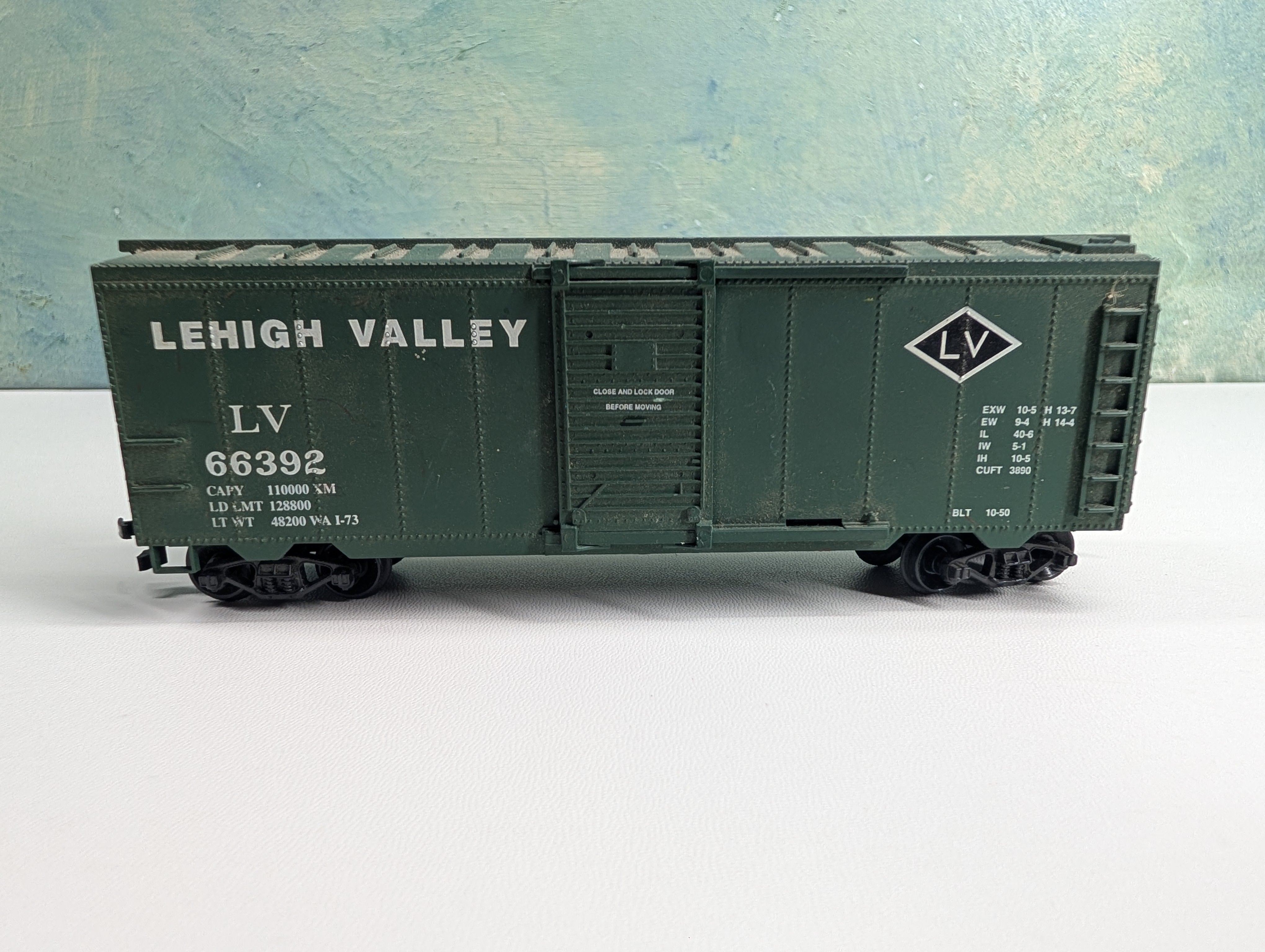 USED Life-Like HO Scale 40' Box Car Lehigh Valley LV #66392