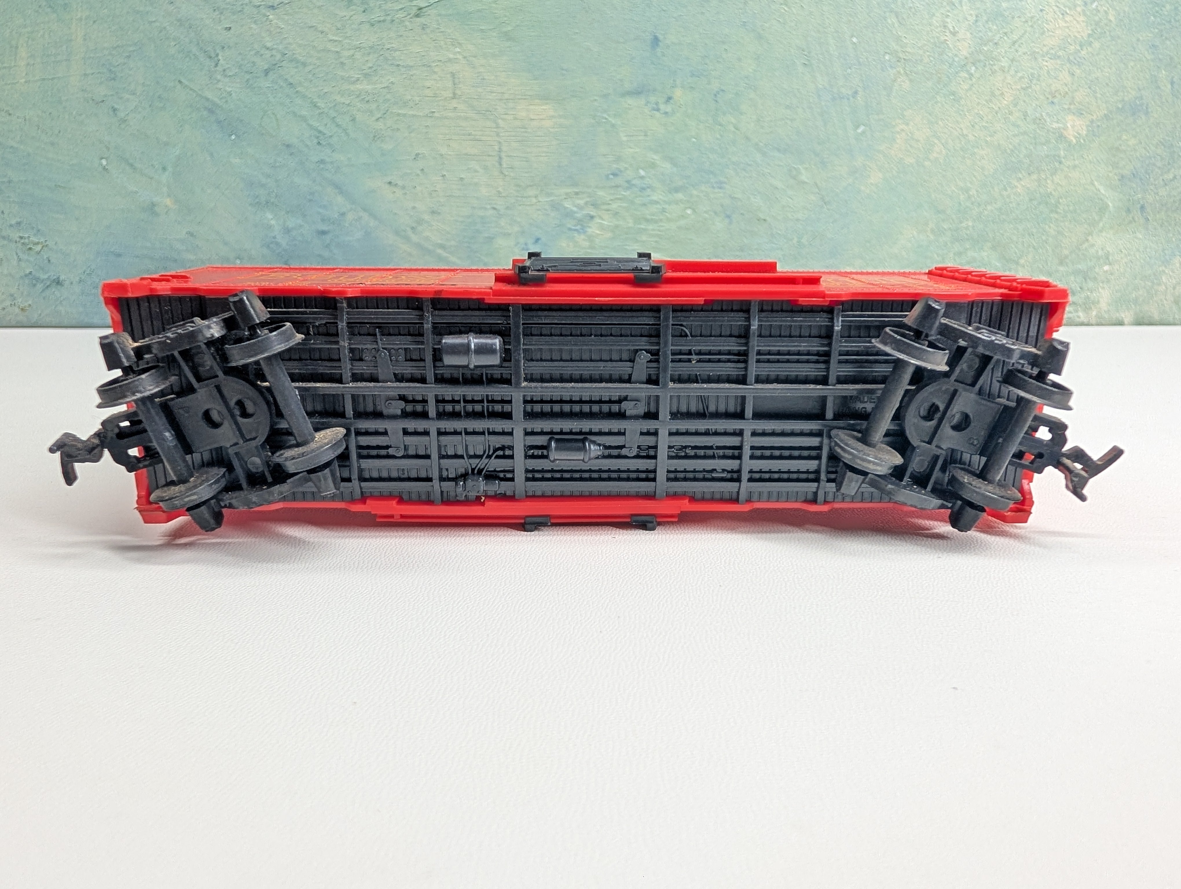 USED HO Scale 40' Box Car Baby Ruth #45566