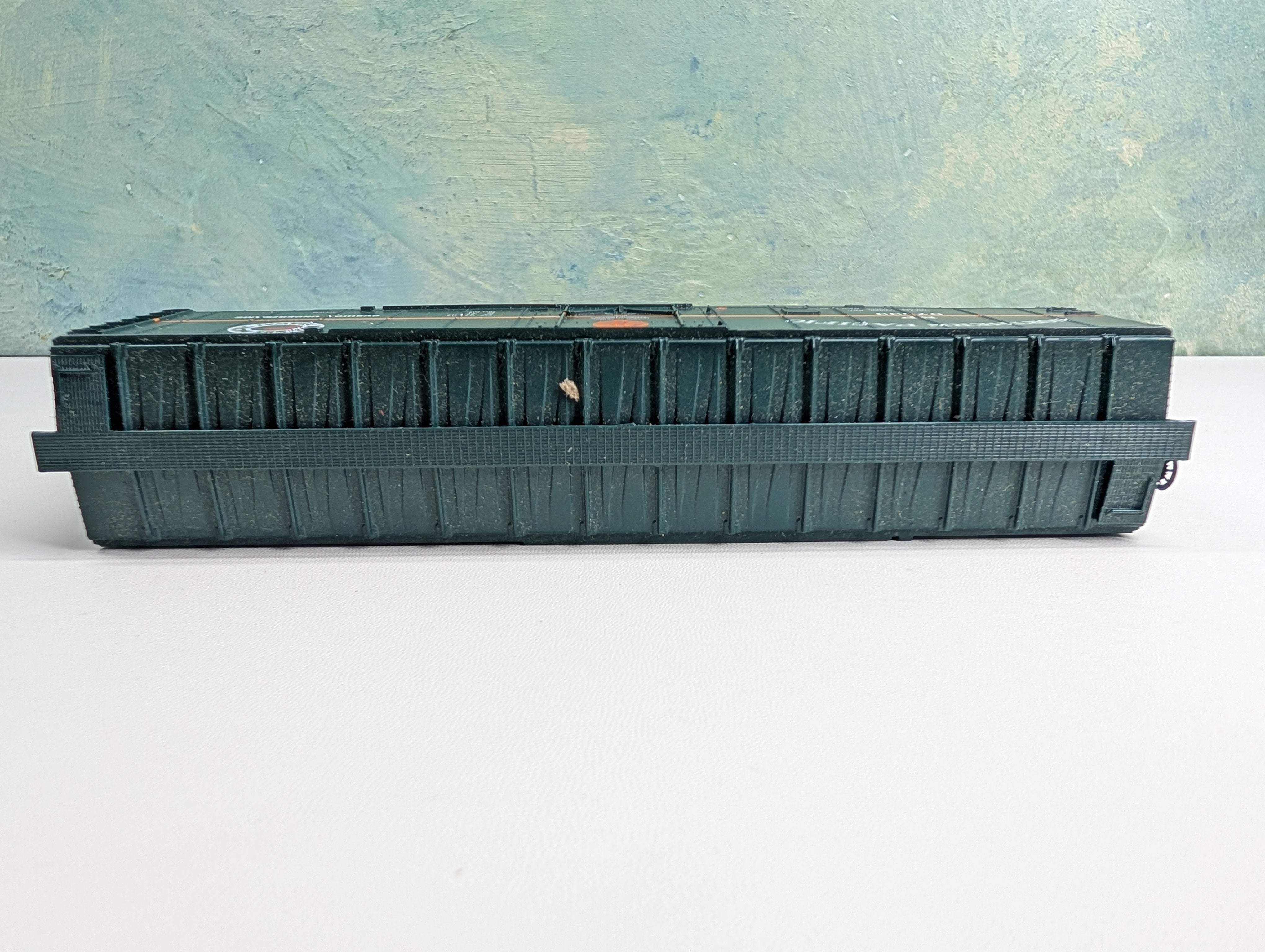 USED Athearn HO Scale 50' Box Car Northern Pacific NP #97833