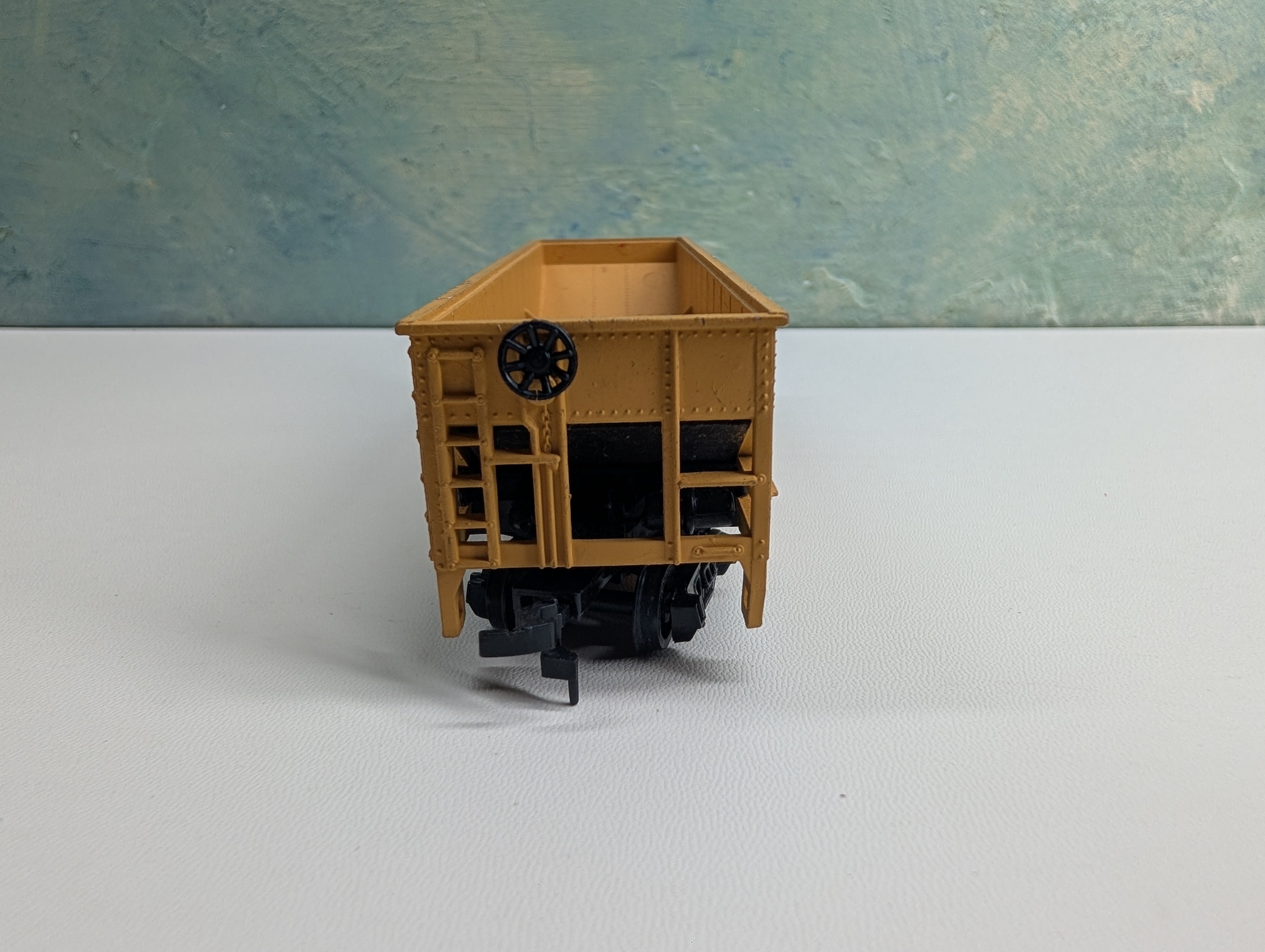 USED Bachmann HO Scale Quad Hopper Morrison Knudsen MKIX #750