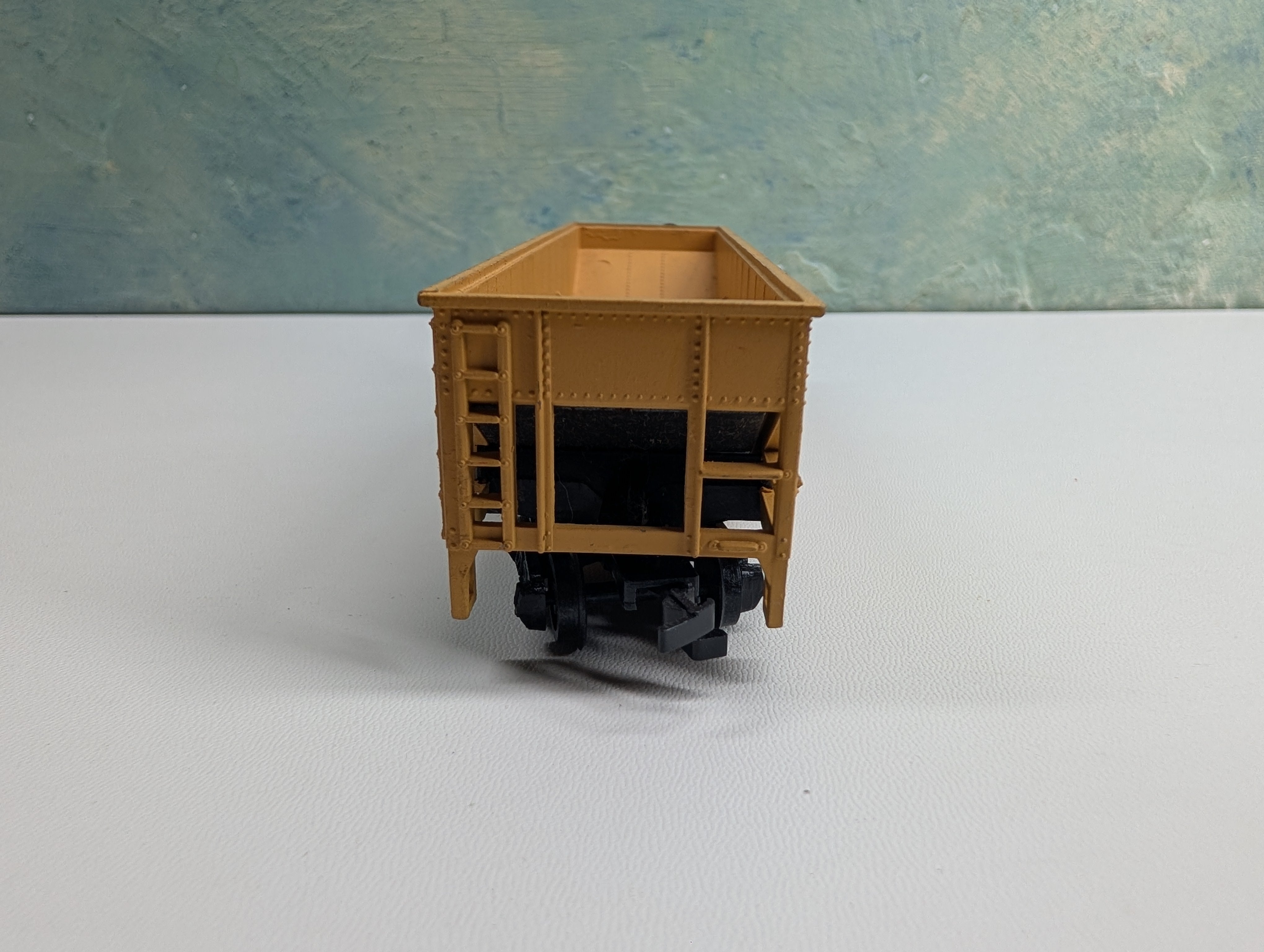 USED Bachmann HO Scale Quad Hopper Morrison Knudsen MKIX #750