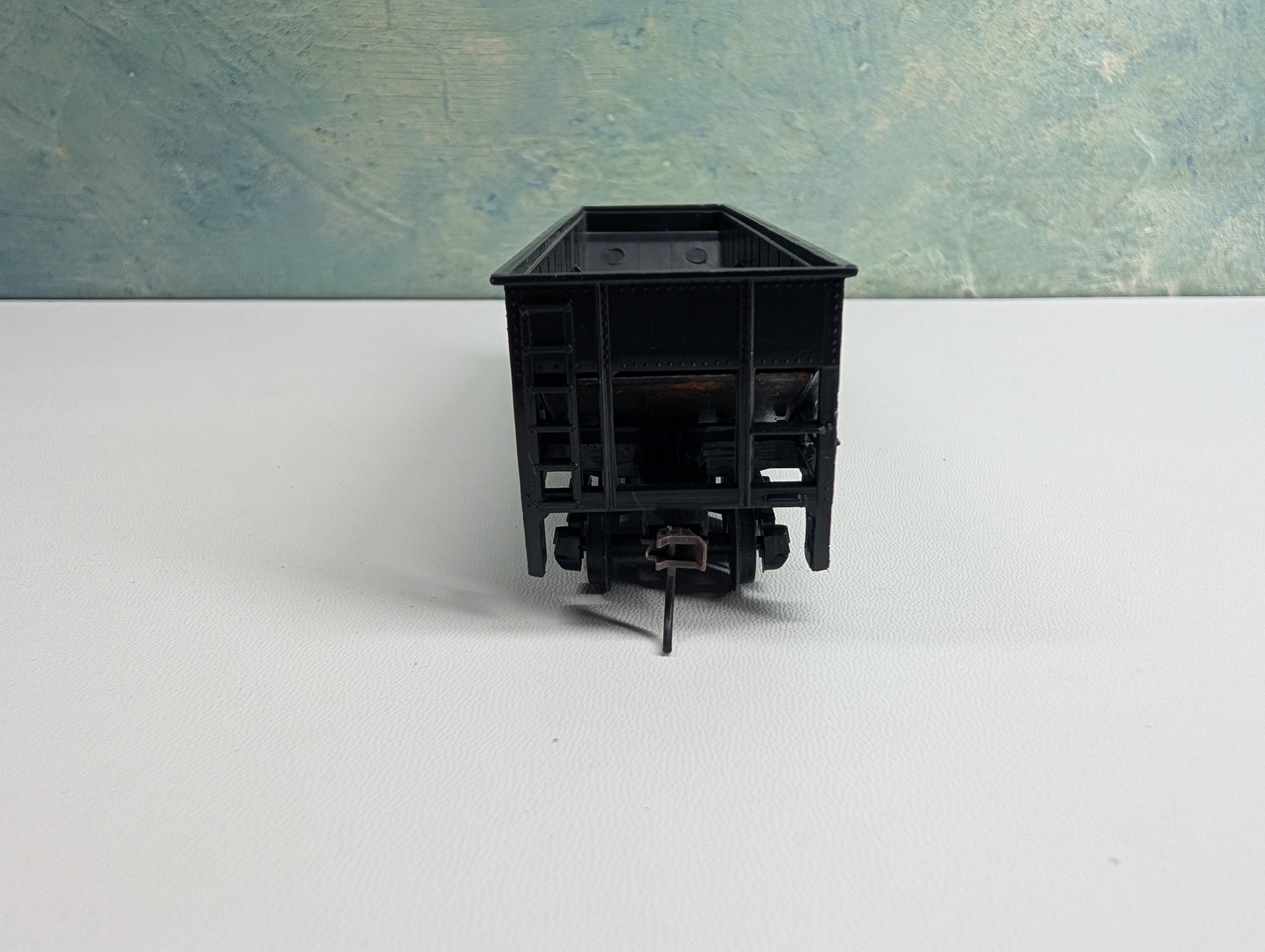 USED Bachmann HO Scale Quad Hopper Norfolk & Western N&W #12988 Gearboxes