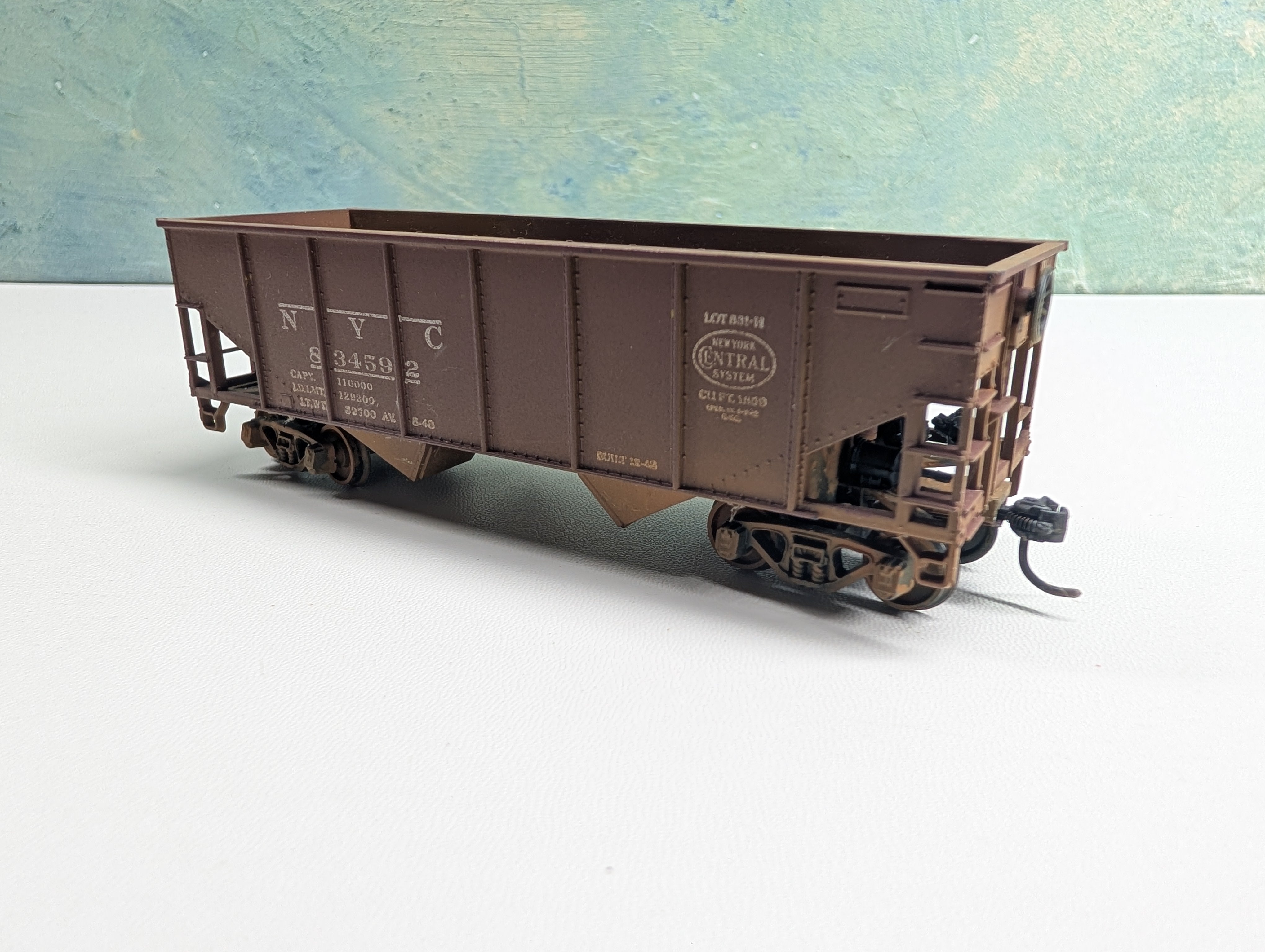 USED Athearn HO Scale 2 Bay Rib Side Hopper New York Central NYC #834592 Weathered