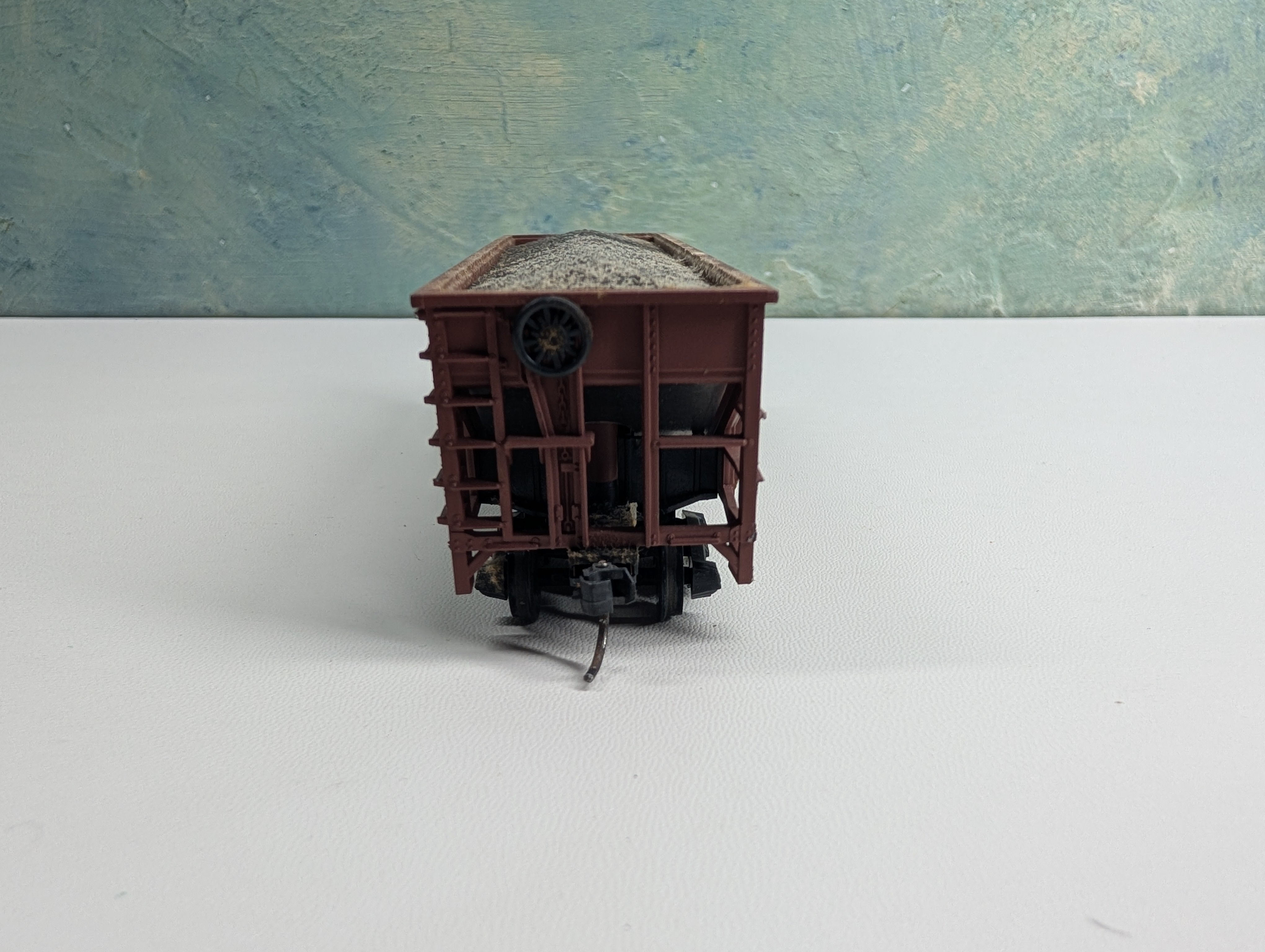 USED TRAIN MINIATURE HO Scale 36' Ribbed Hopper Burlington CB&Q #192008
