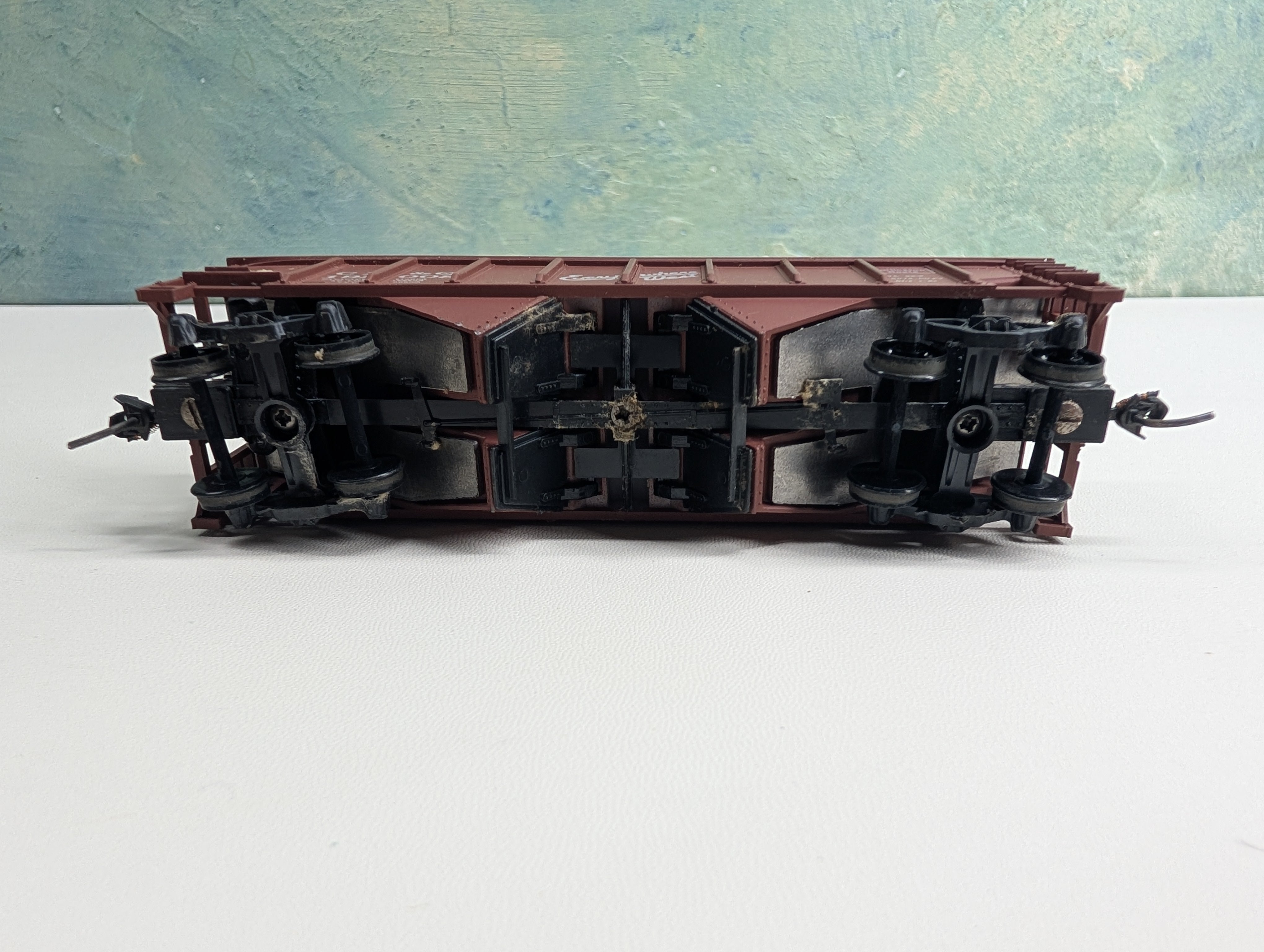 USED TRAIN MINIATURE HO Scale 36' Ribbed Hopper Burlington CB&Q #192008