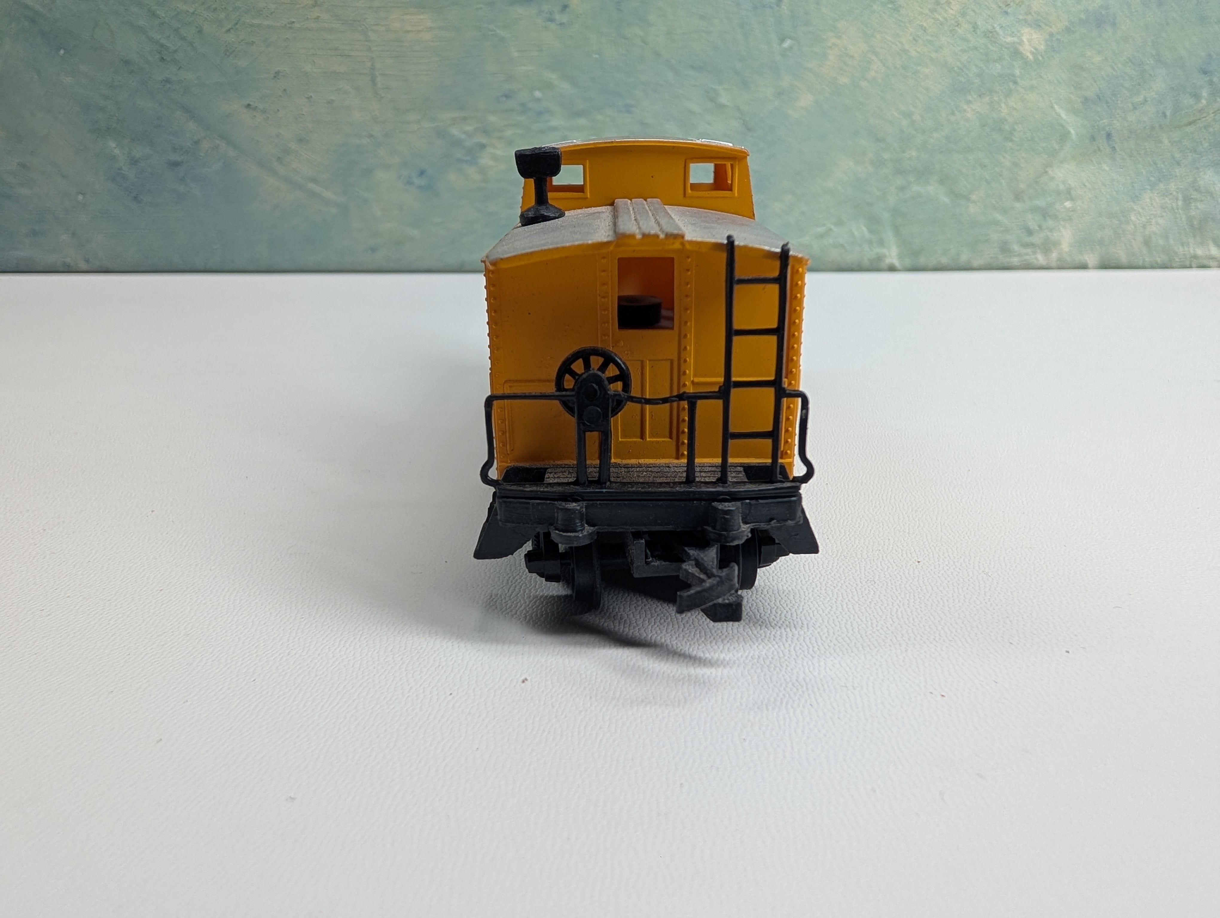 USED Life-Like HO Scale Caboose Union Pacific UP #49940