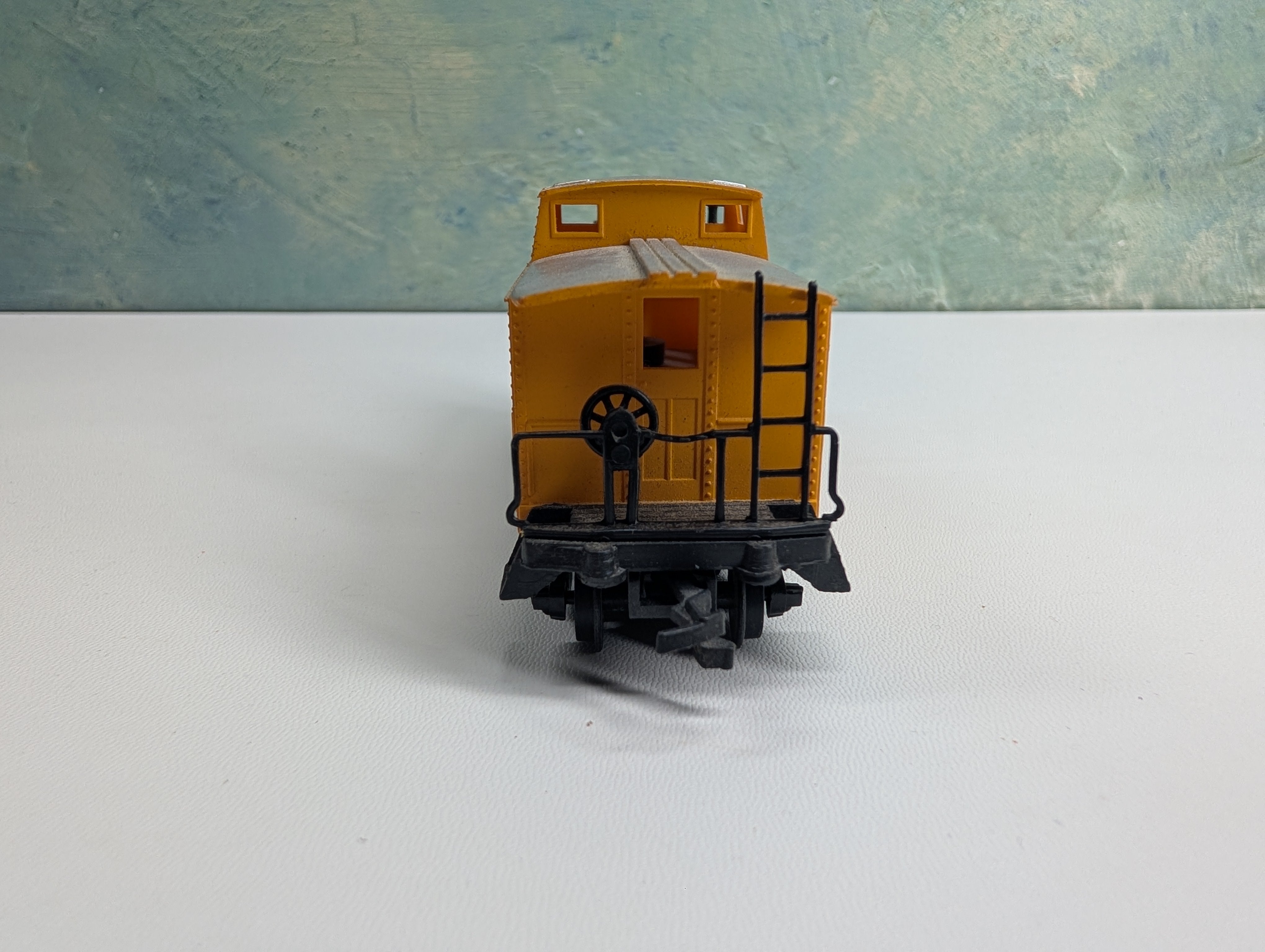 USED Life-Like HO Scale Caboose Union Pacific UP #49940