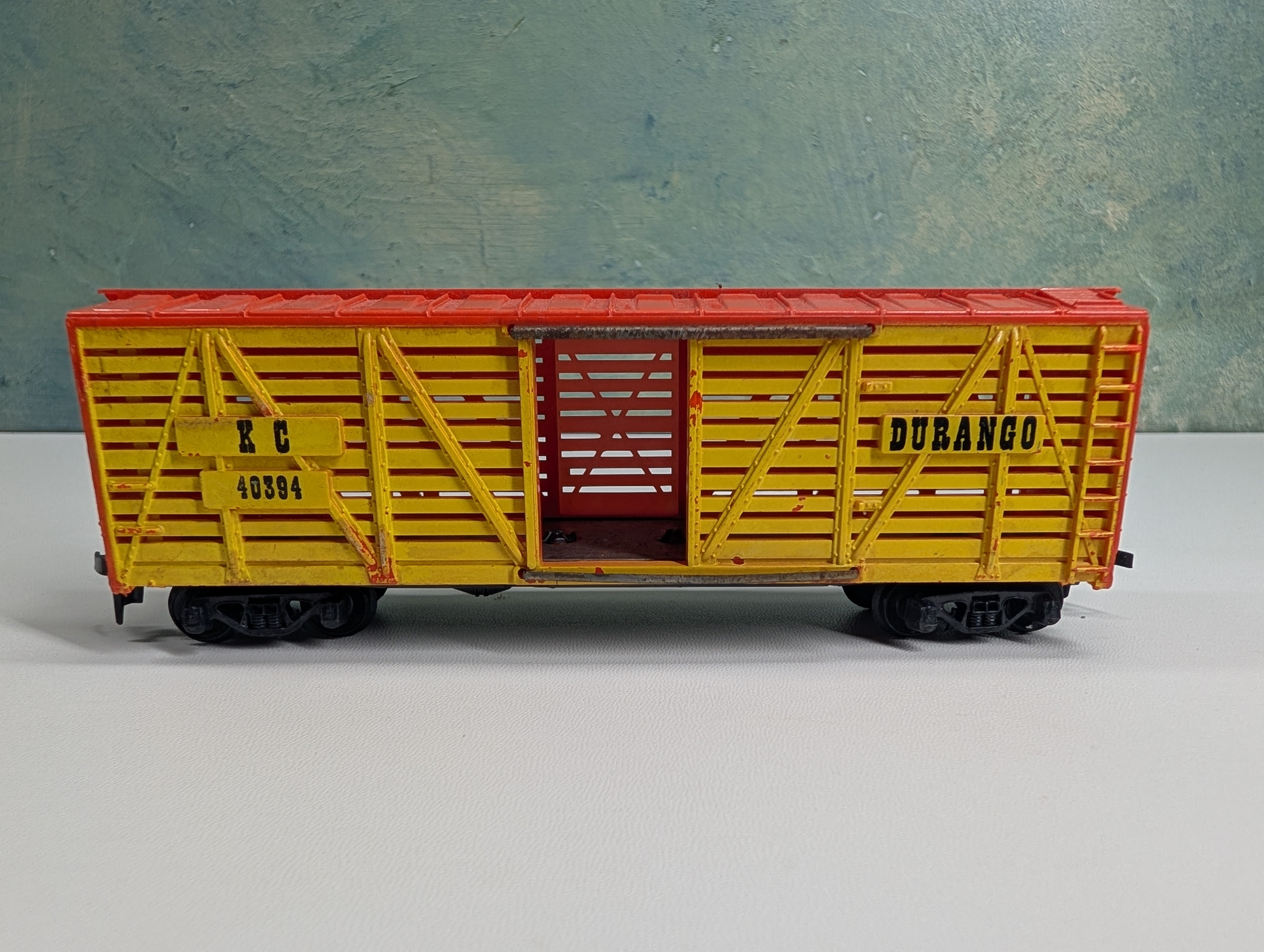 USED Tyco HO Scale Cattle Stock Car Kansas City KC #40394