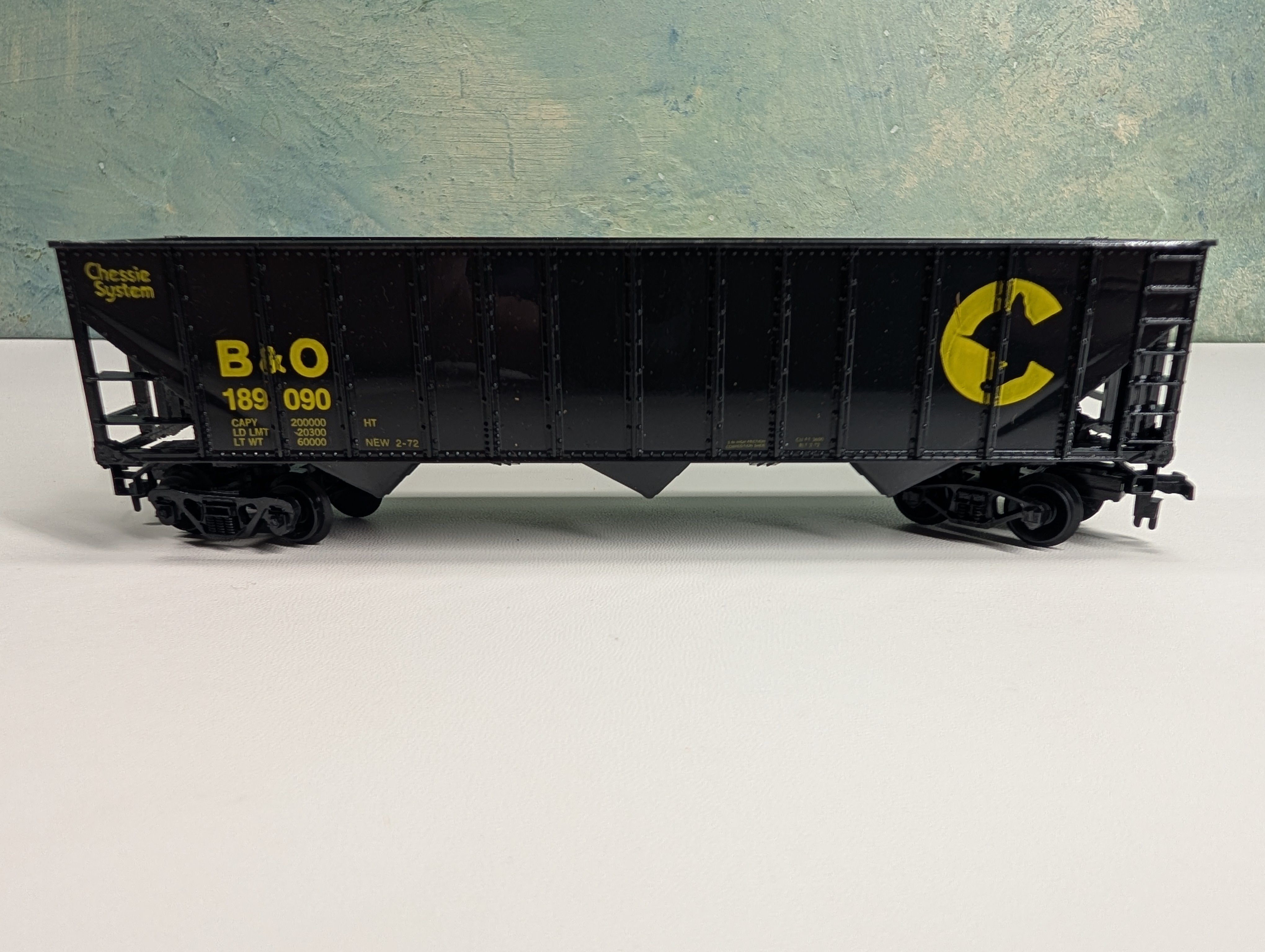 USED Life-Like HO Scale 100 Ton Hopper Chessie System B&O #189090