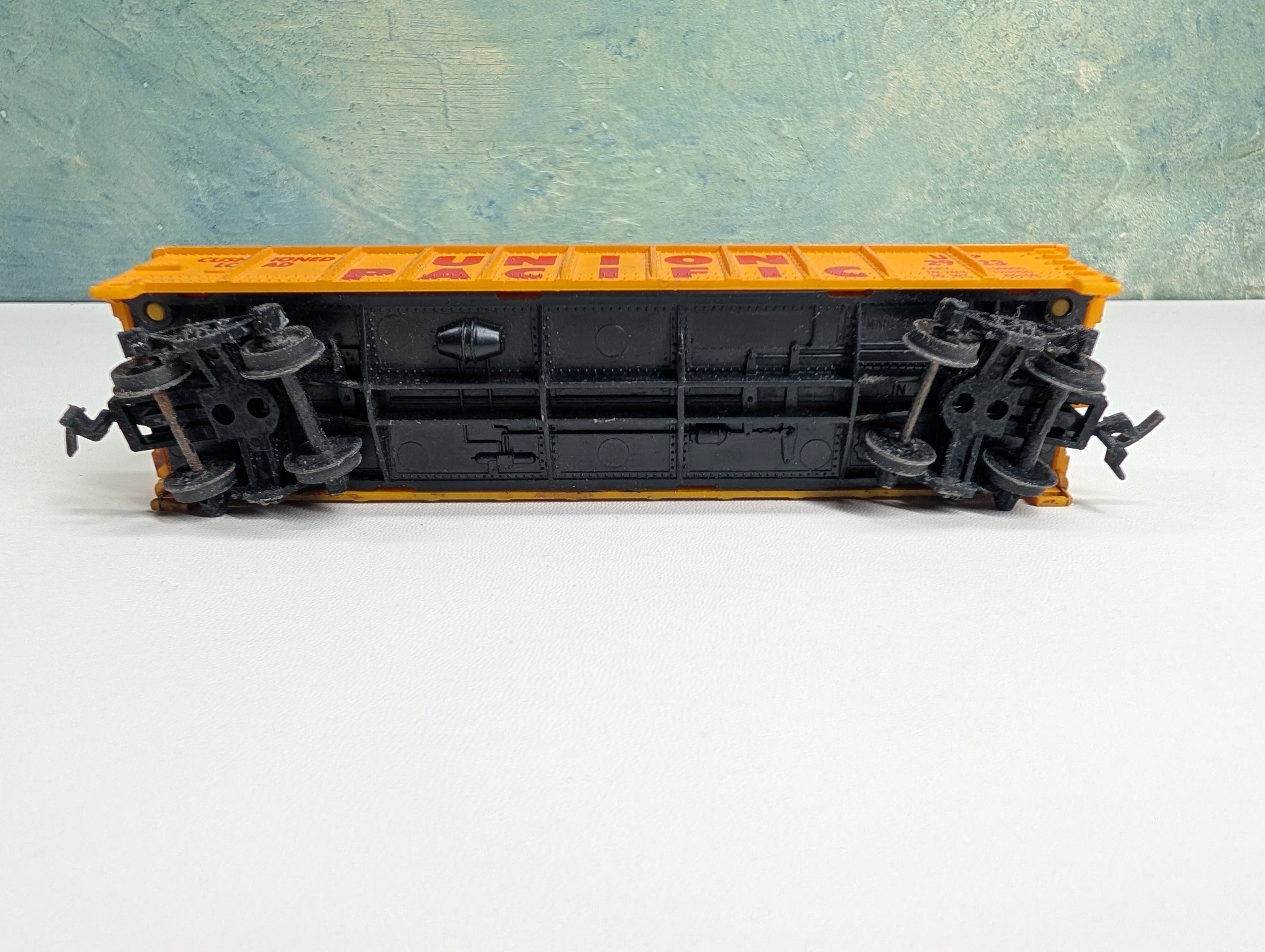 USED Tyco HO Scale 40' Gondola Union Pacific UP #2923