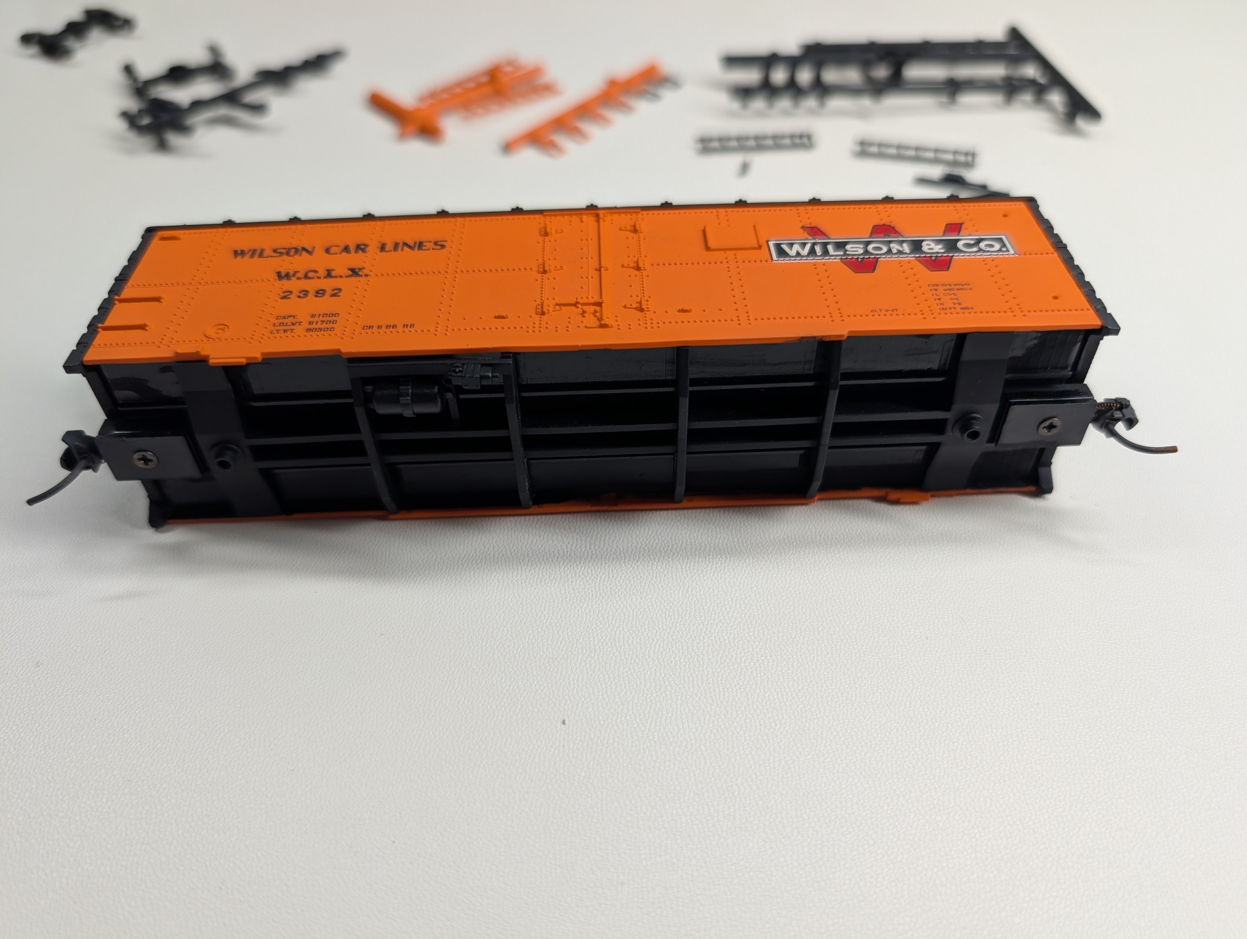 USED Walthers 932-2555 HO Scale 40' Meat Reefer Wilson Car Lines WCLX #2382 Started KIT