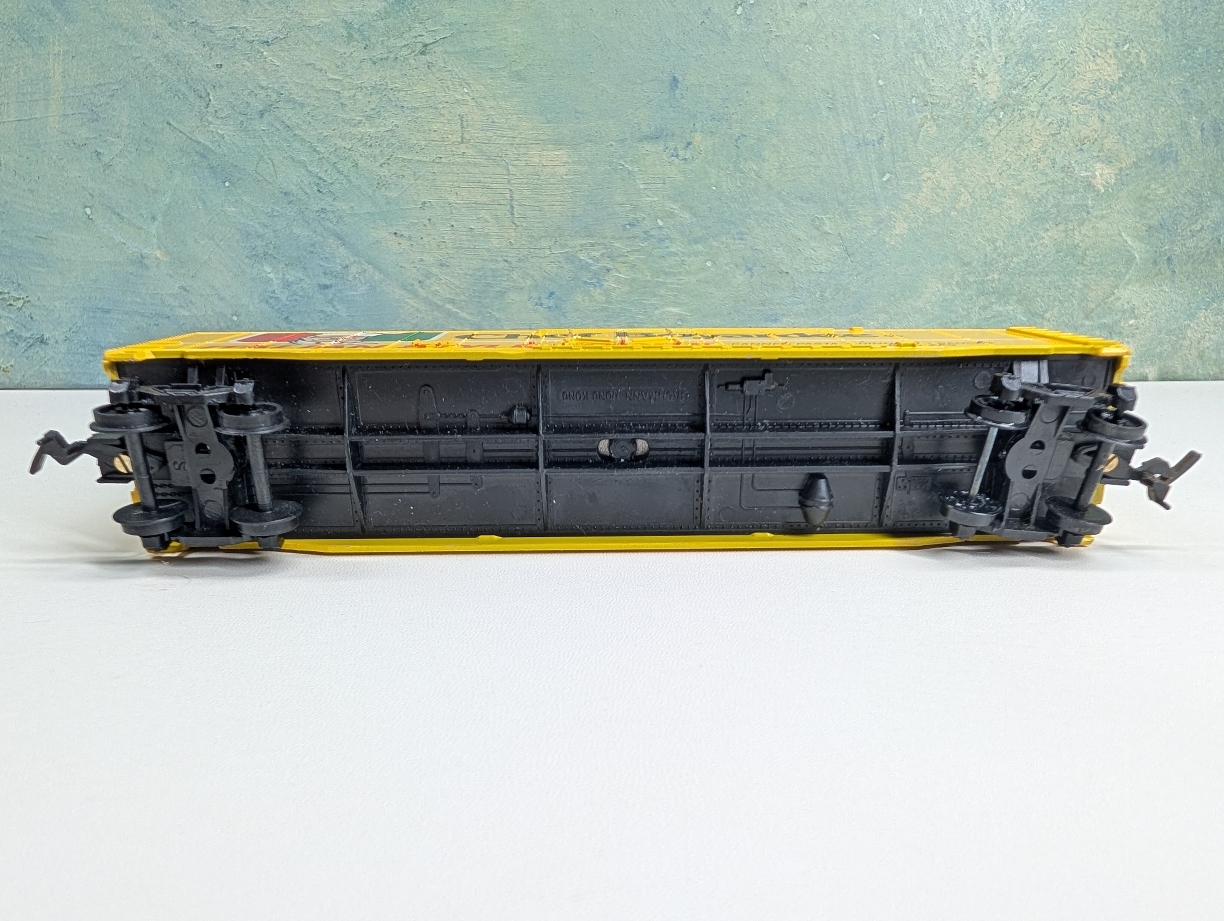 USED Bachmann HO Scale 50' Billboard Box Car Chef Boyardee