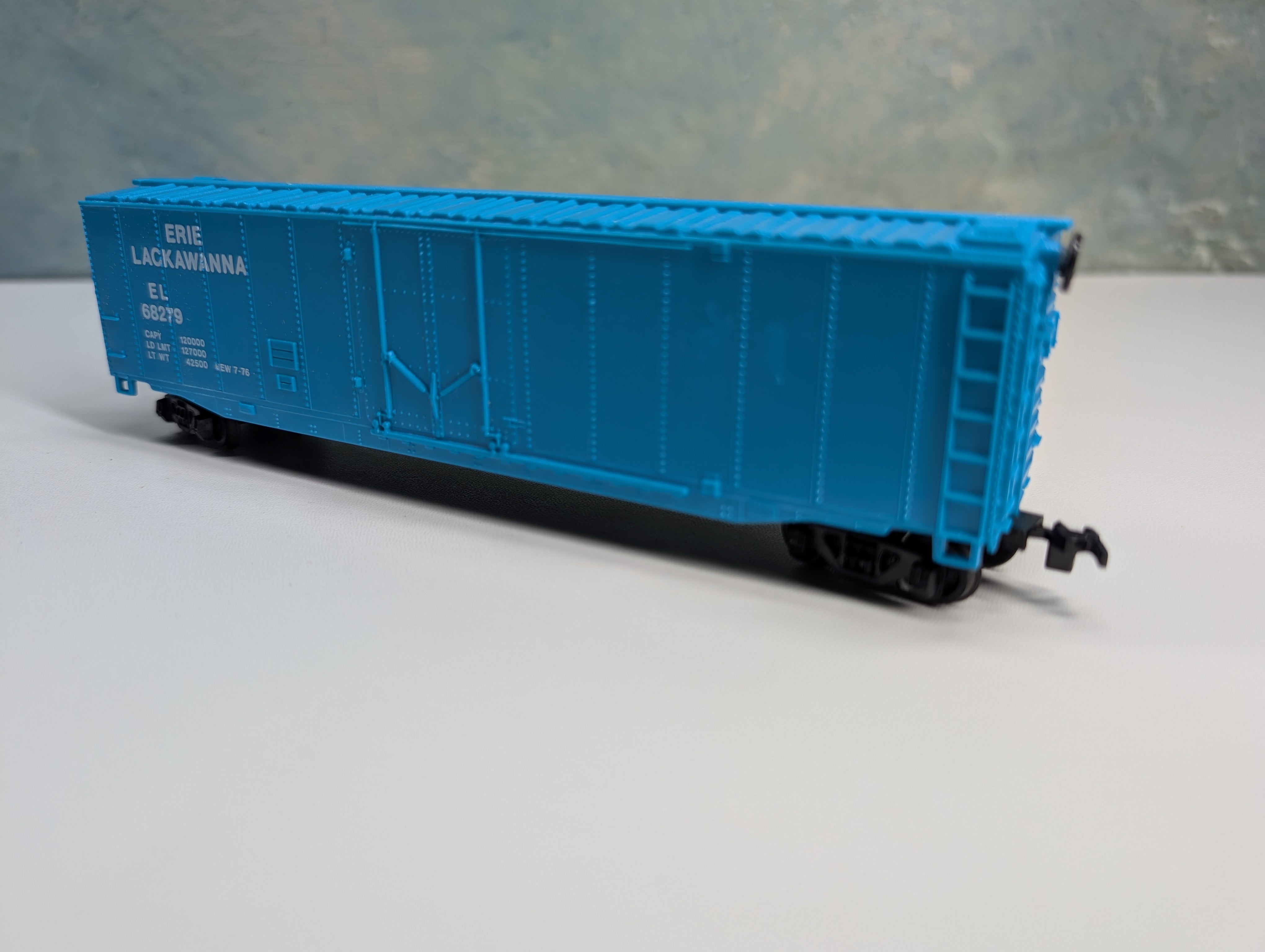 USED Bachmann HO Scale 50' Box Car Erie Lackawanna EL #68279