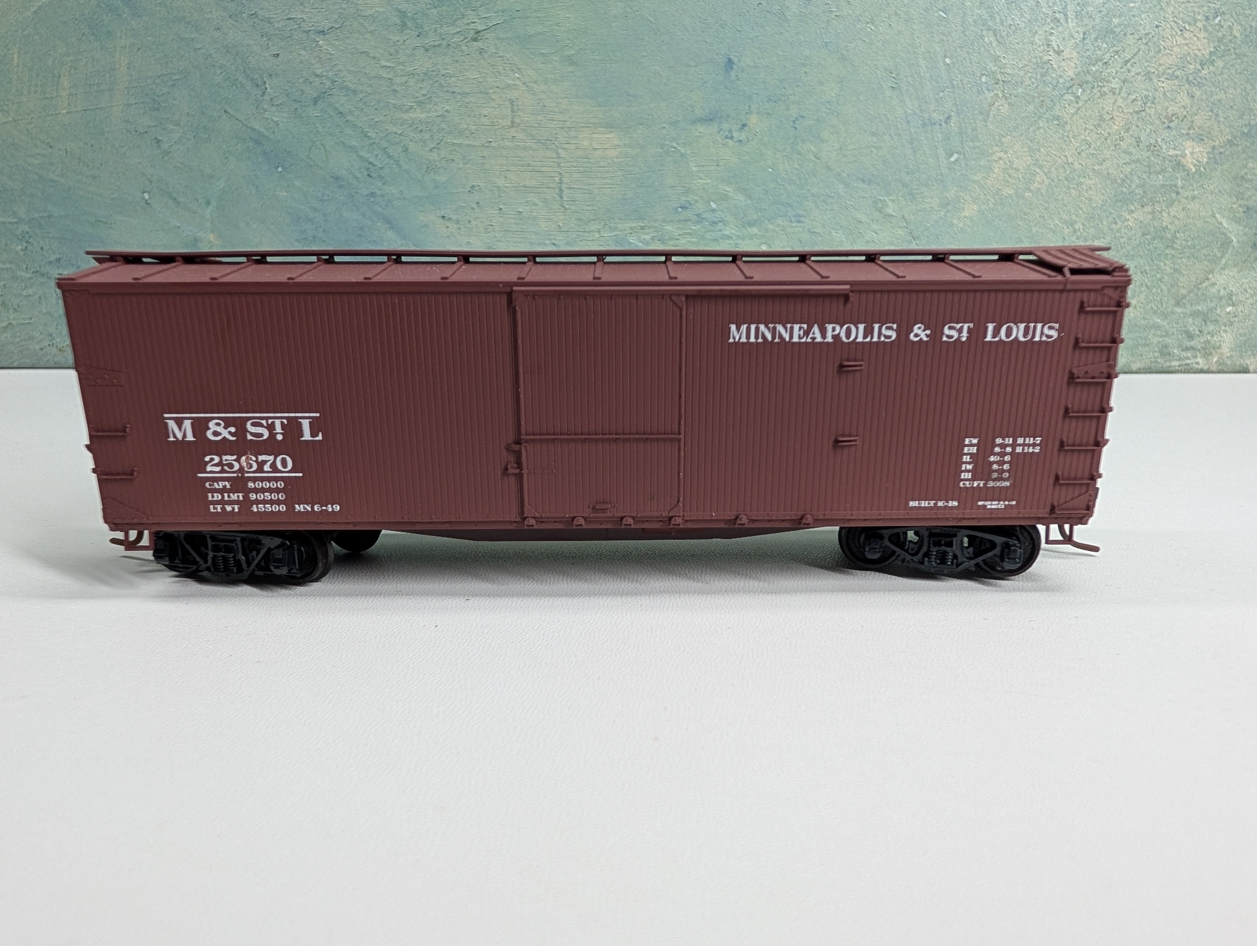 USED Accurail HO Scale 41' Wooden Box Car Minneapolis & St Louis M&StL #25670