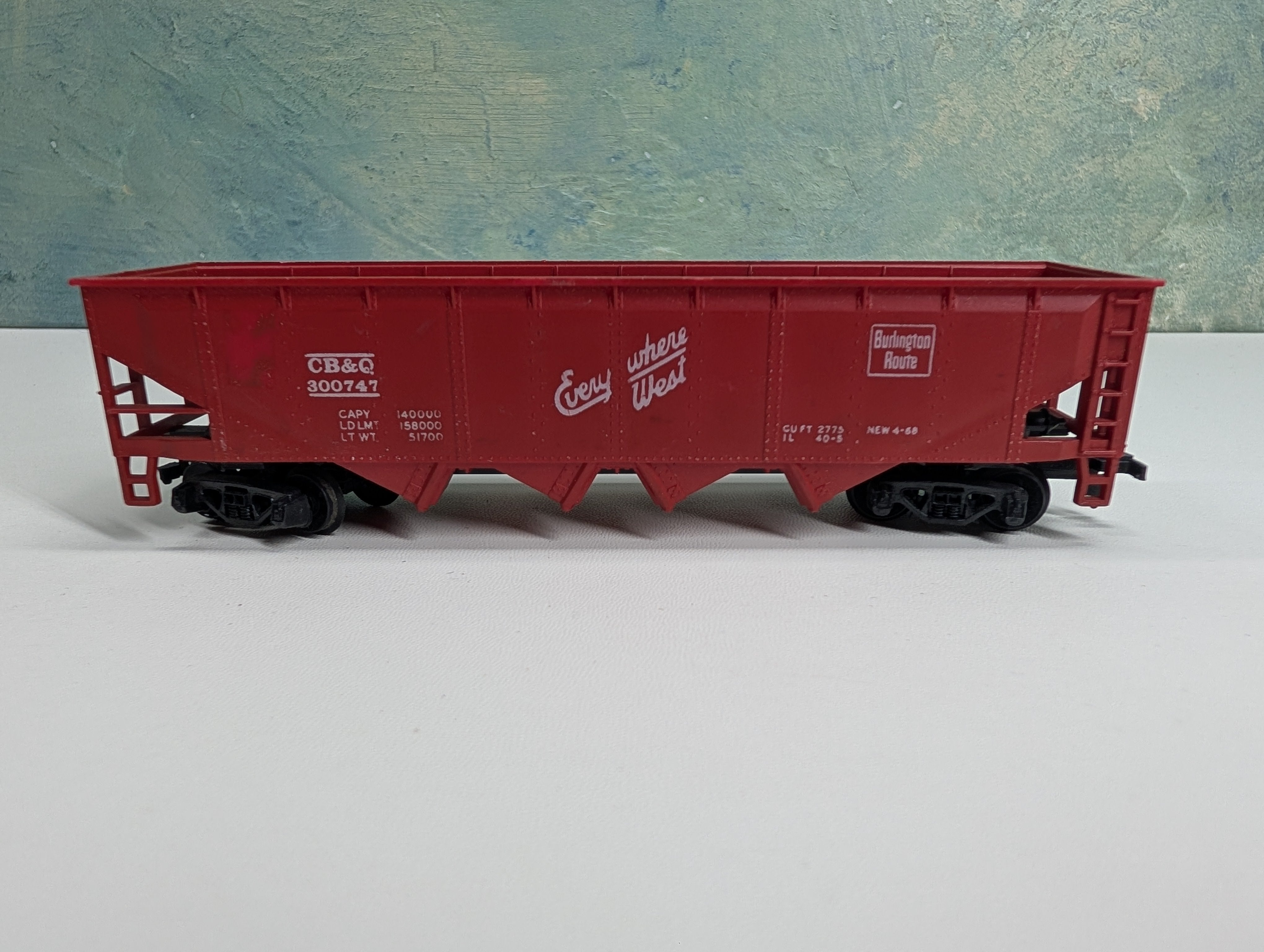 USED Tyco HO Scale Quad Hopper Burlington CB&Q #300747
