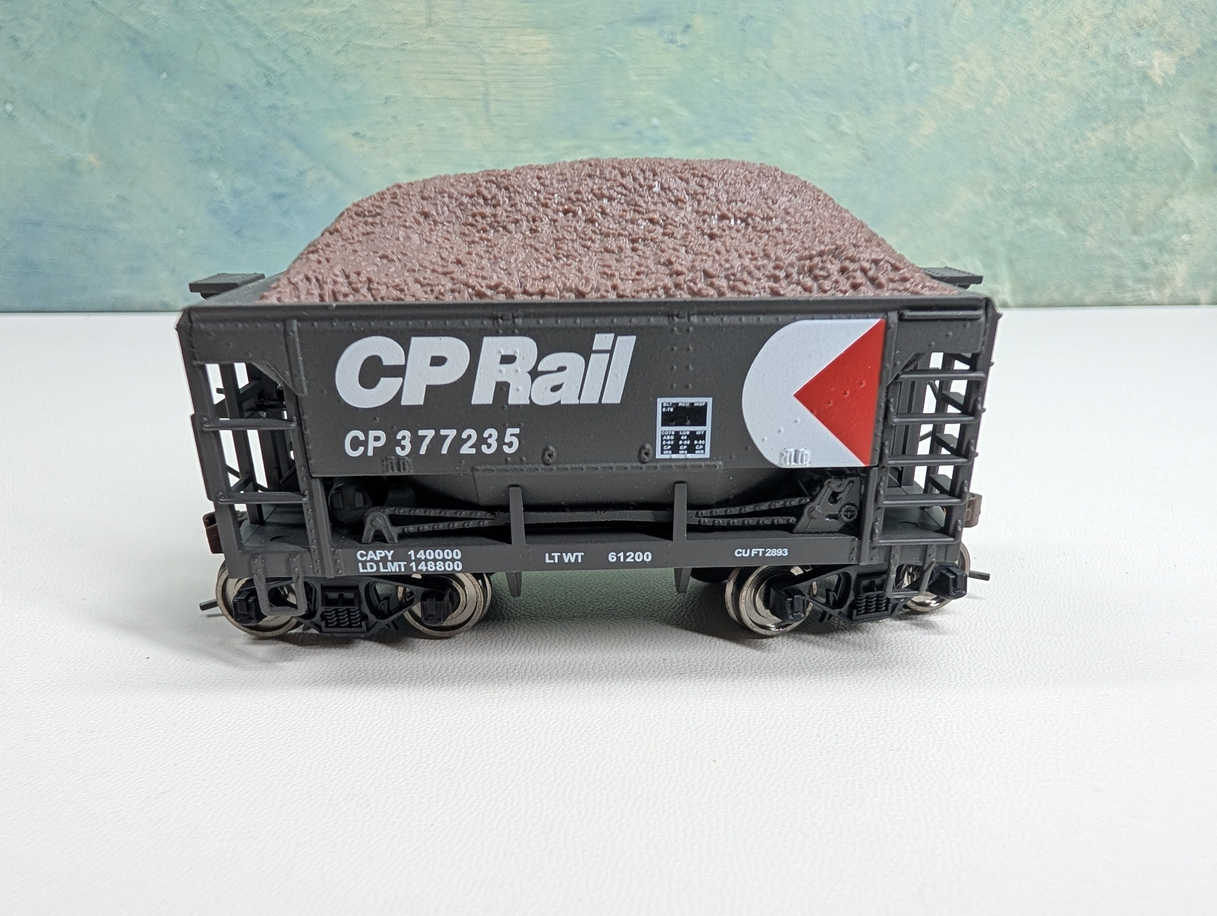 USED Model Power HO Scale Metal Ore Car w/ Load Canadian Pacific CP #377235