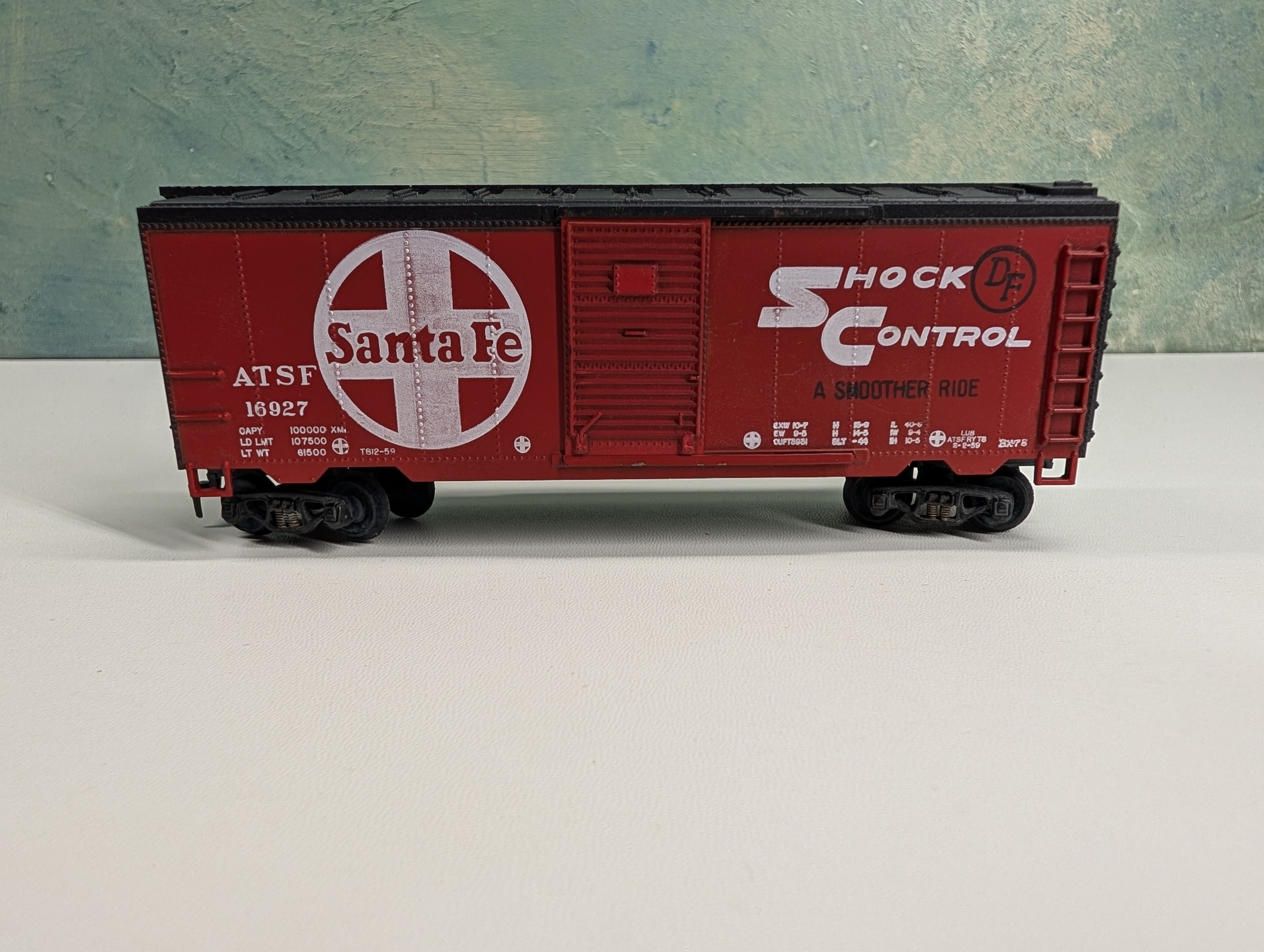 USED Varney HO Scale 40' Box Car Santa Fe ATSF #16927