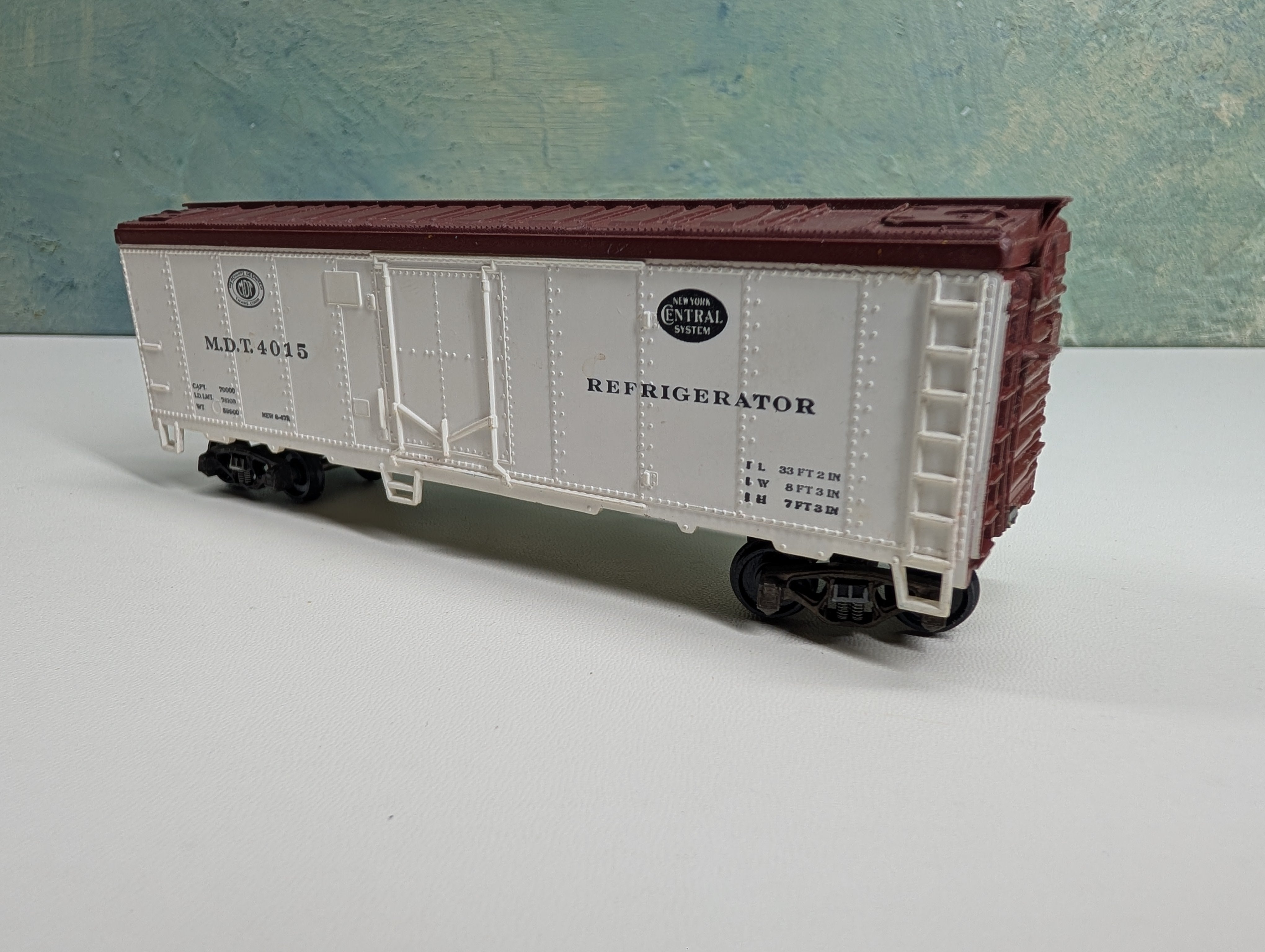 USED REVELL HO Scale 40' Reefer Box Car Merchants Despatch MDT #4015