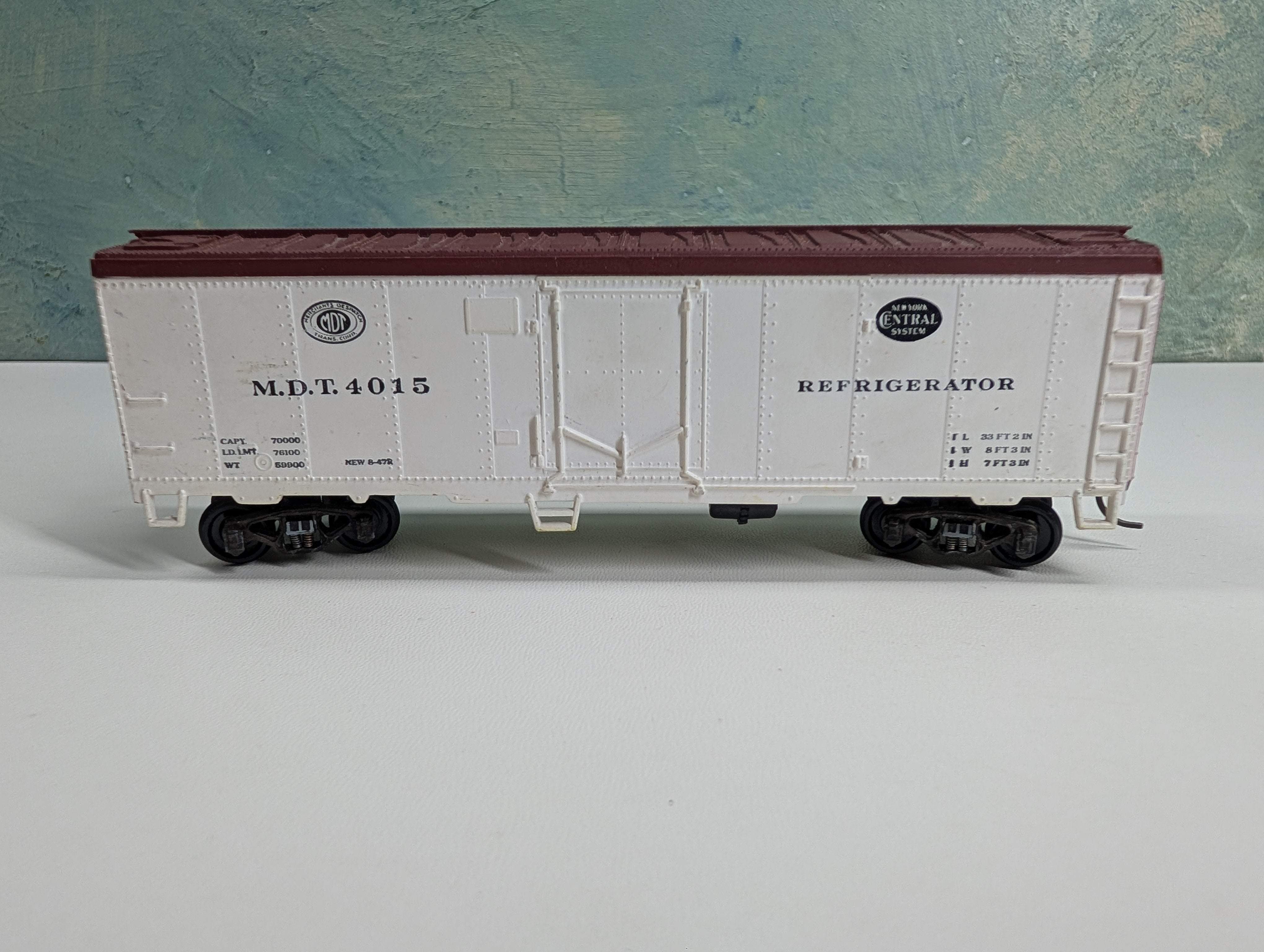 USED REVELL HO Scale 40' Reefer Box Car Merchants Despatch MDT #4015