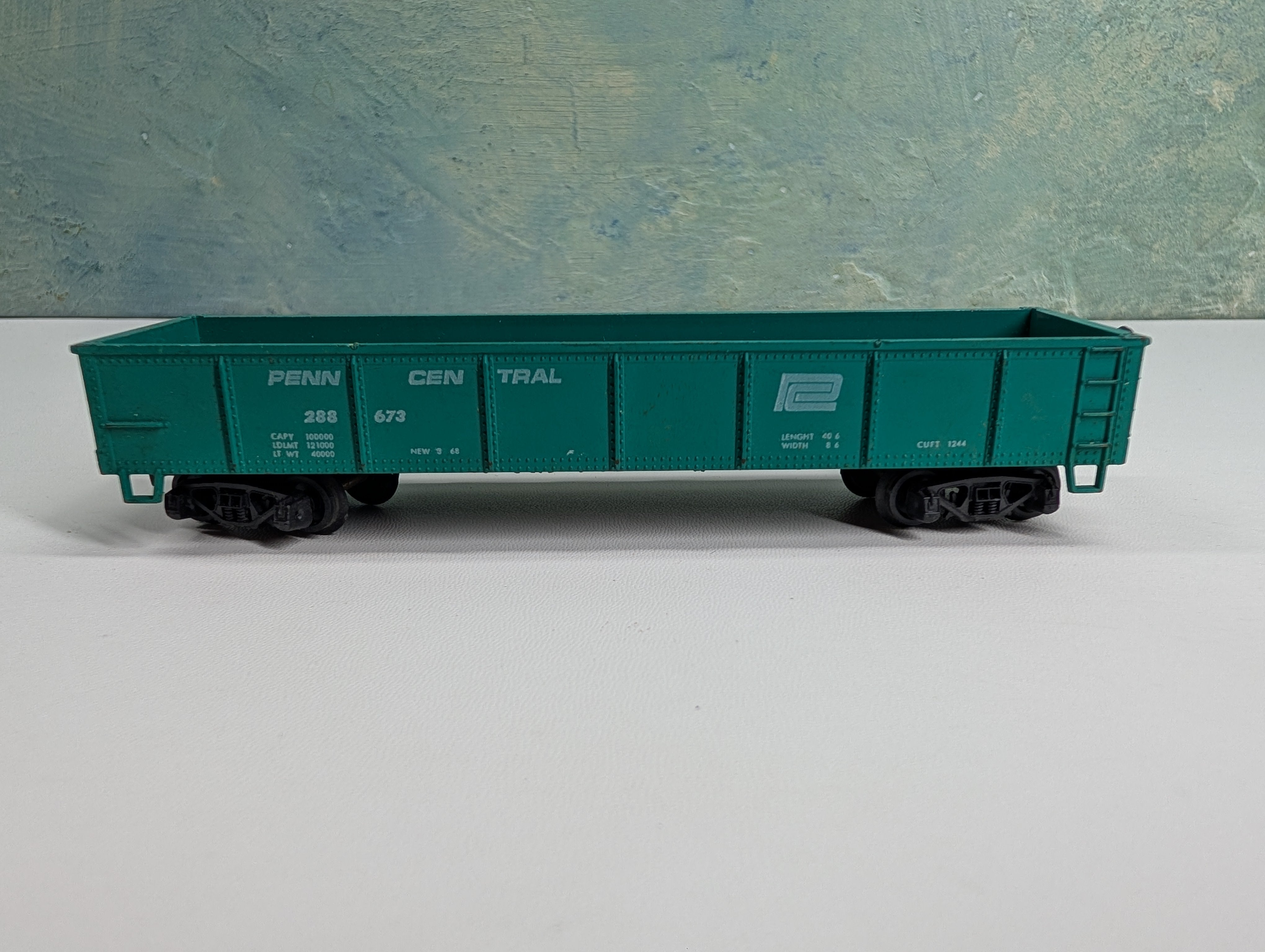 USED AHM HO Scale 40' Gondola Penn Central #288673