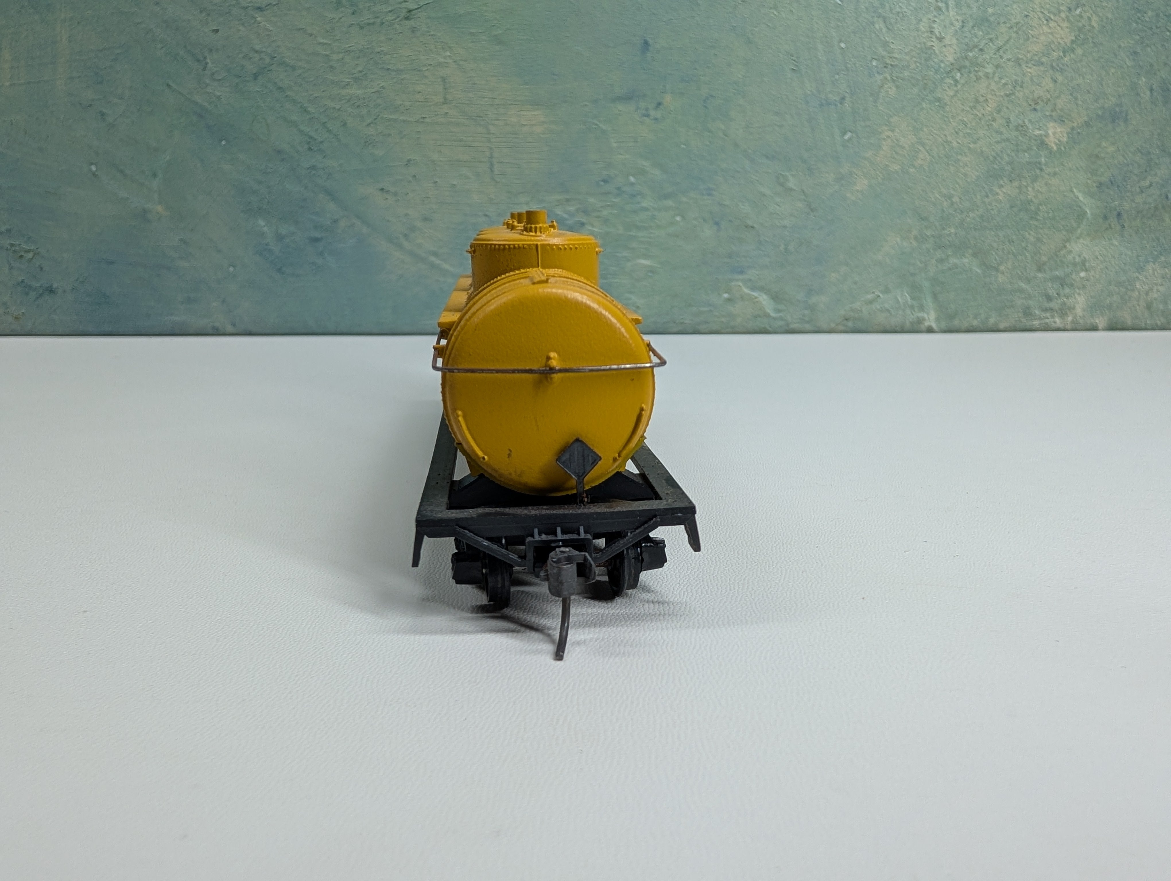 USED Athearn HO Scale Triple Dome Tank Car Shell SCCX #2000