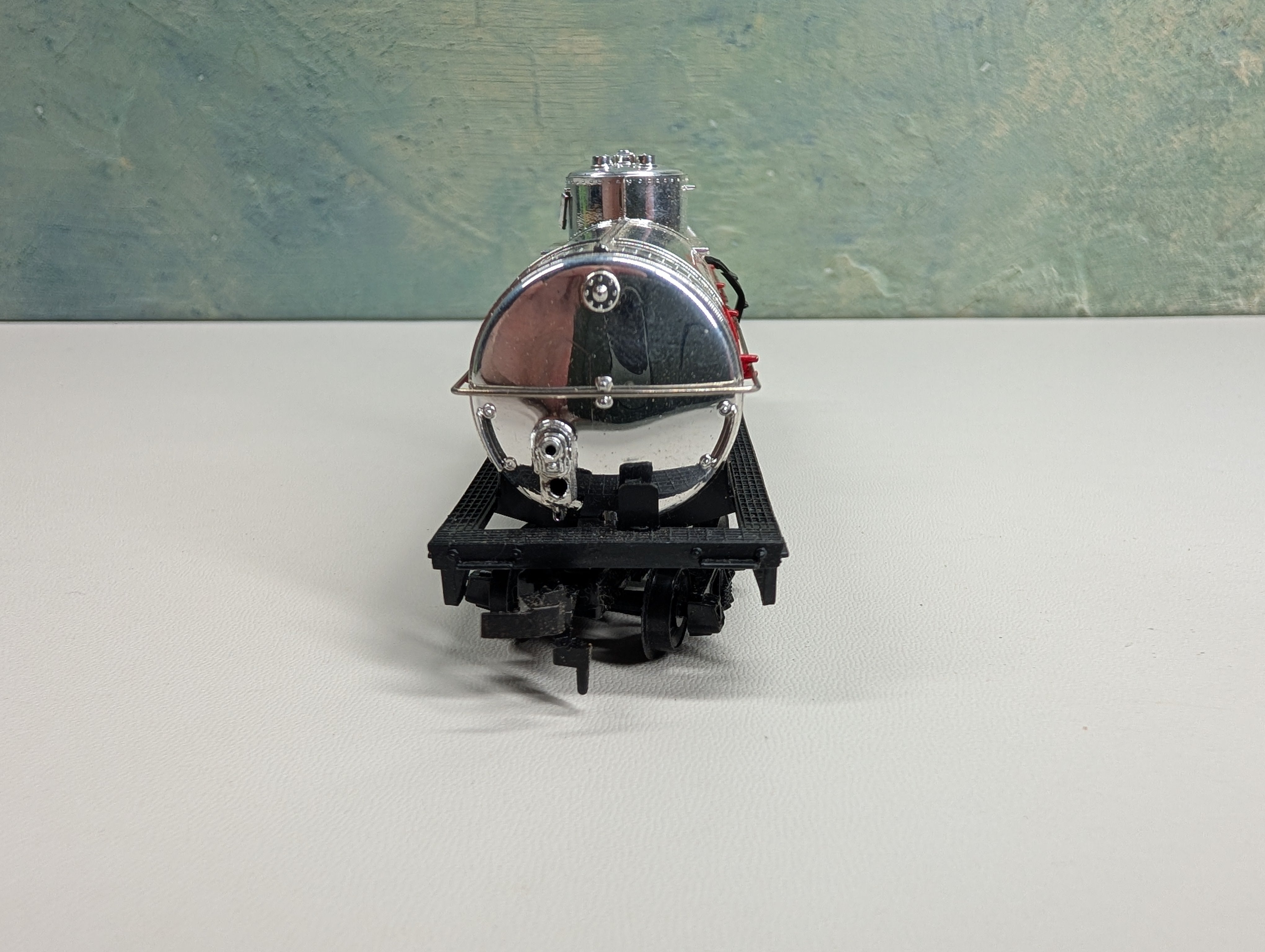USED Tyco HO Scale Single Dome Tank Car Texaco