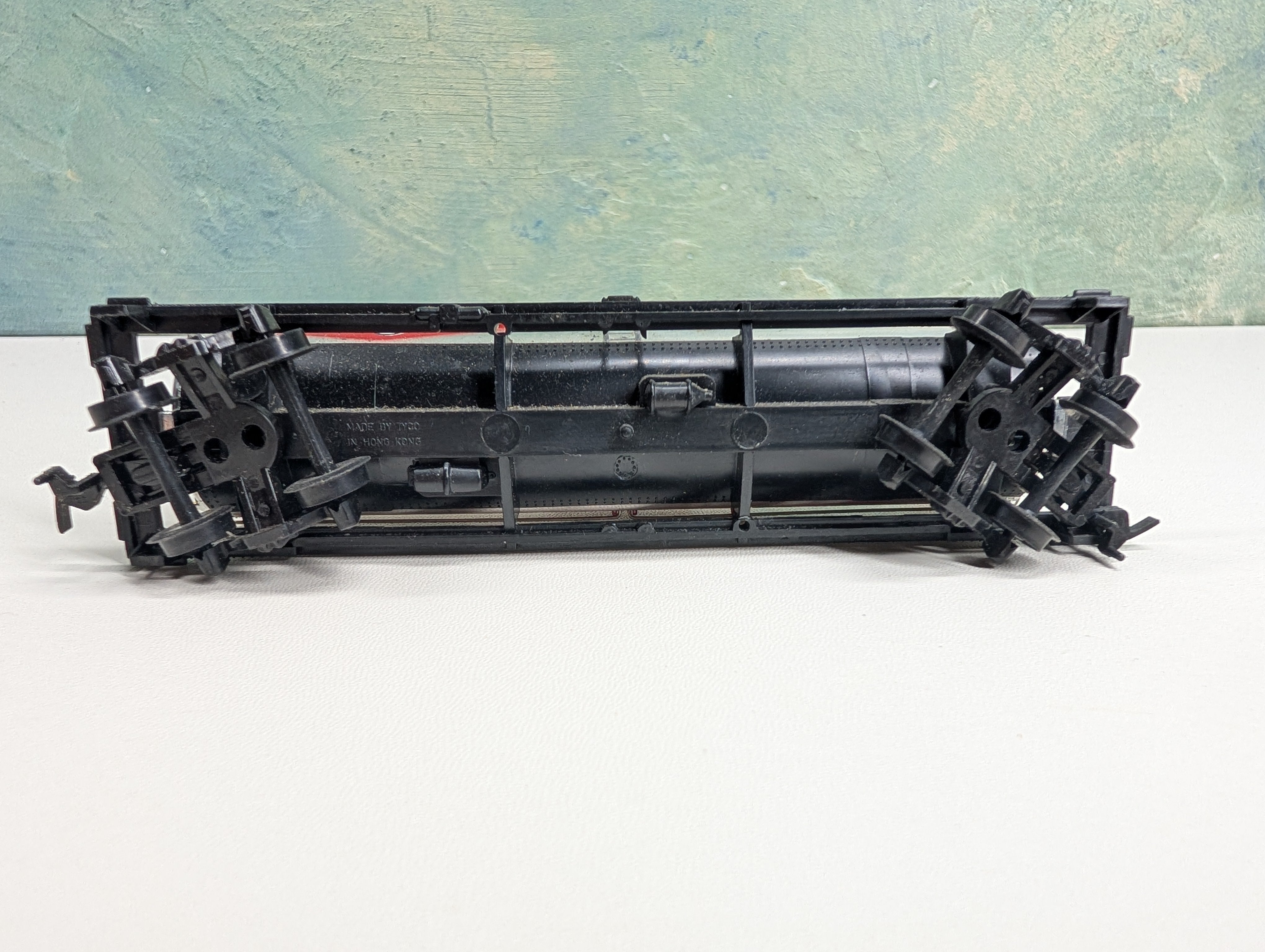USED Tyco HO Scale Single Dome Tank Car Texaco