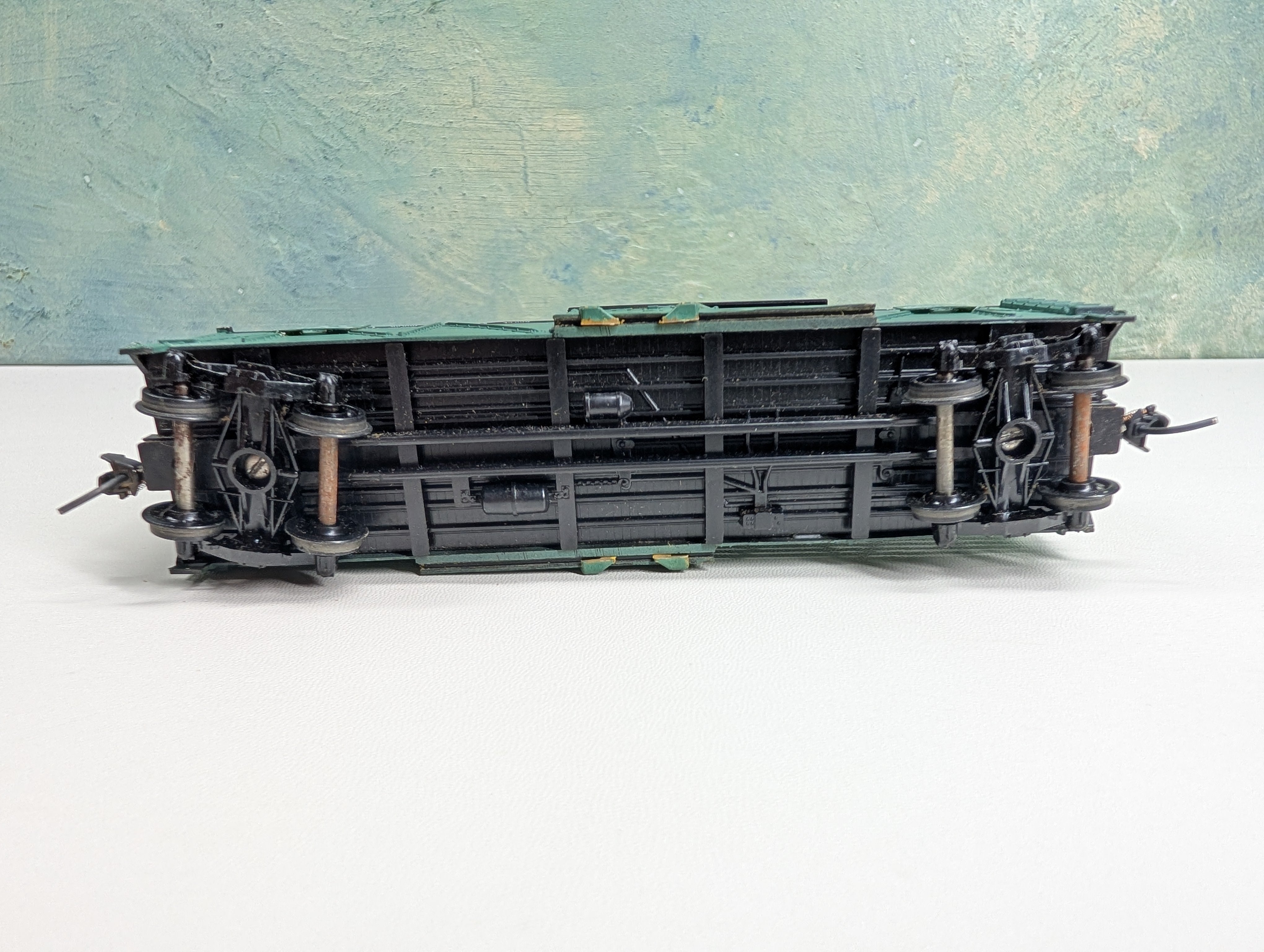 USED TRAIN MINIATURE HO Scale 40' Livestock Cattle Car New York Central NYC #28004