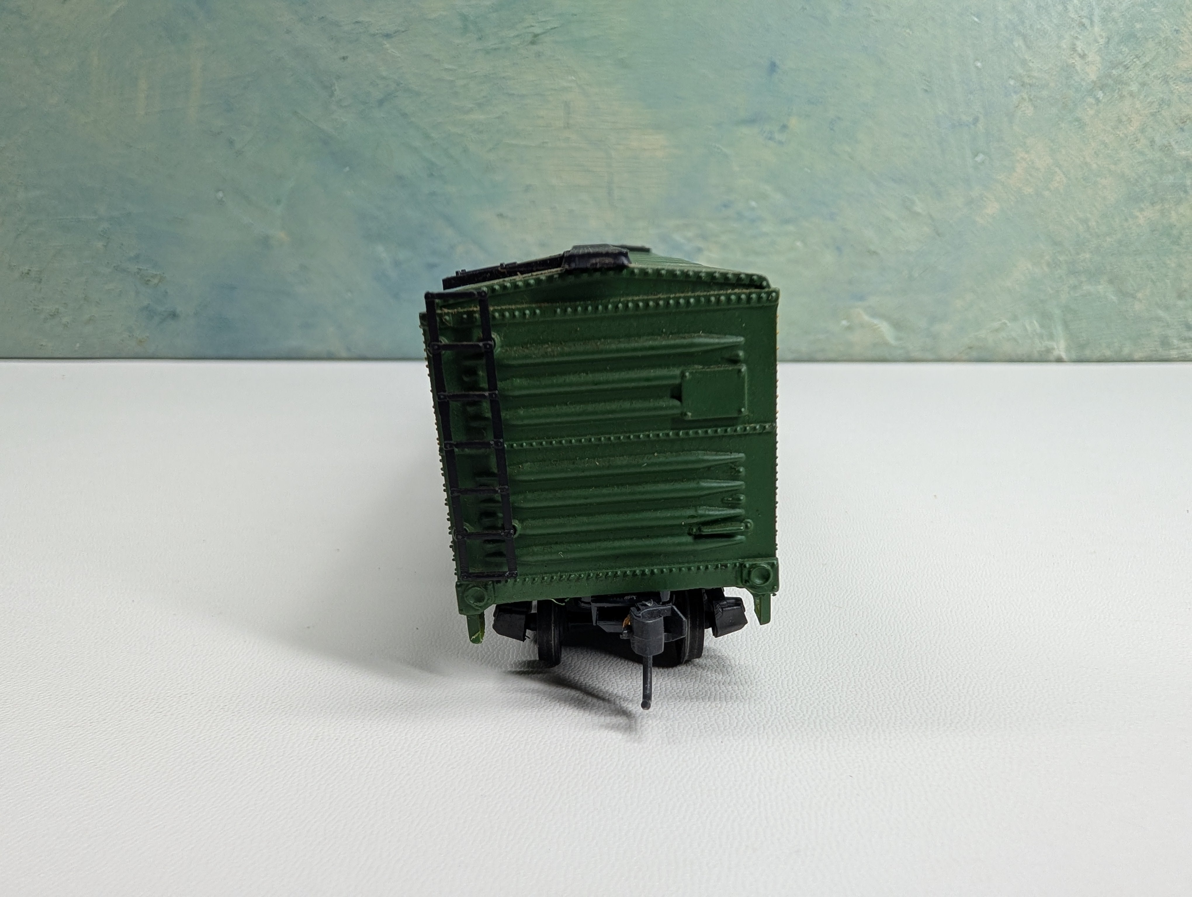 USED AHM HO Scale 40' Livestock Cattle Car Chicago & North Western CNW #14373