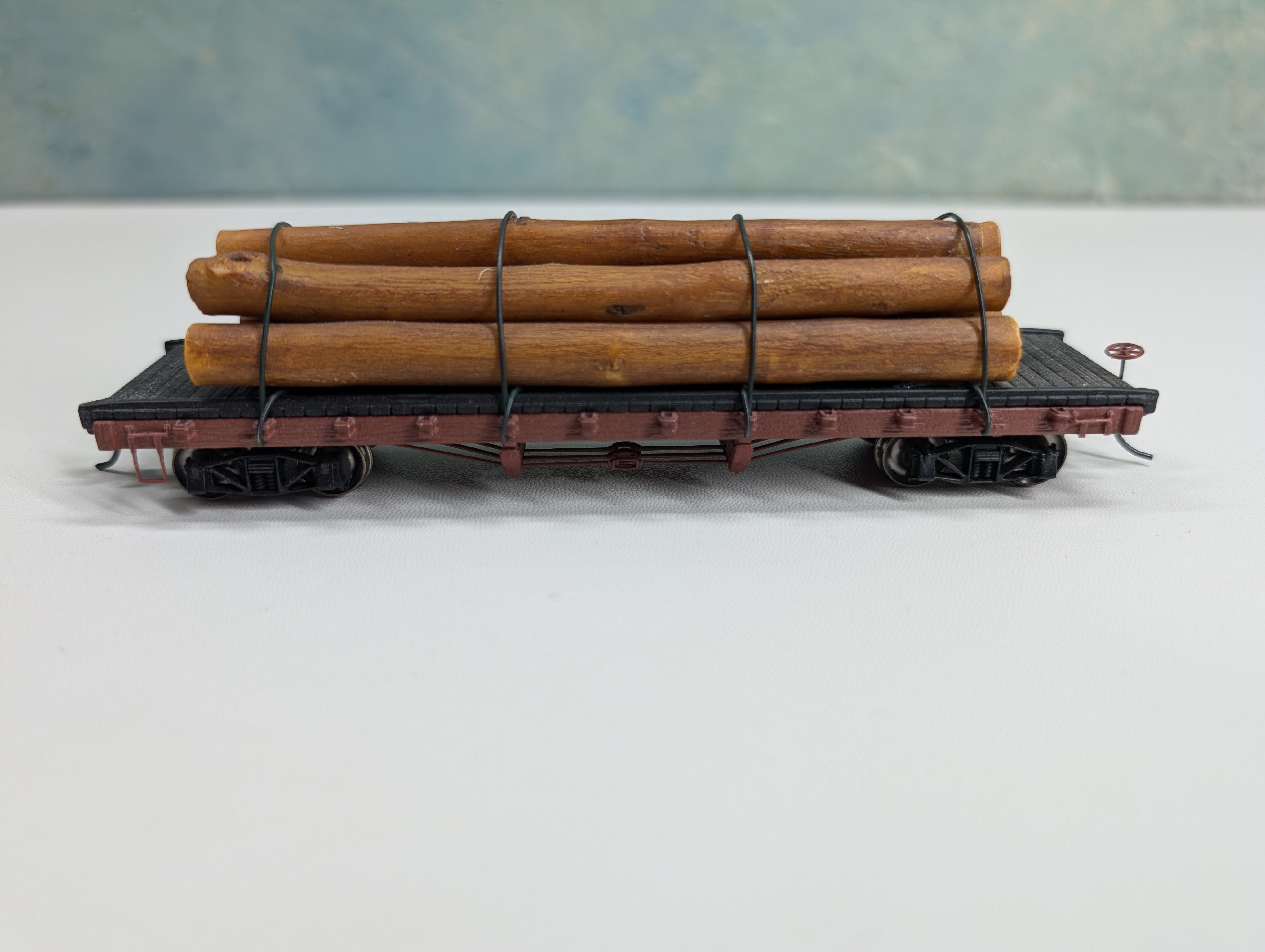 USED HO Scale 41' Flat Car w/ Custom Log Load Metal Wheels