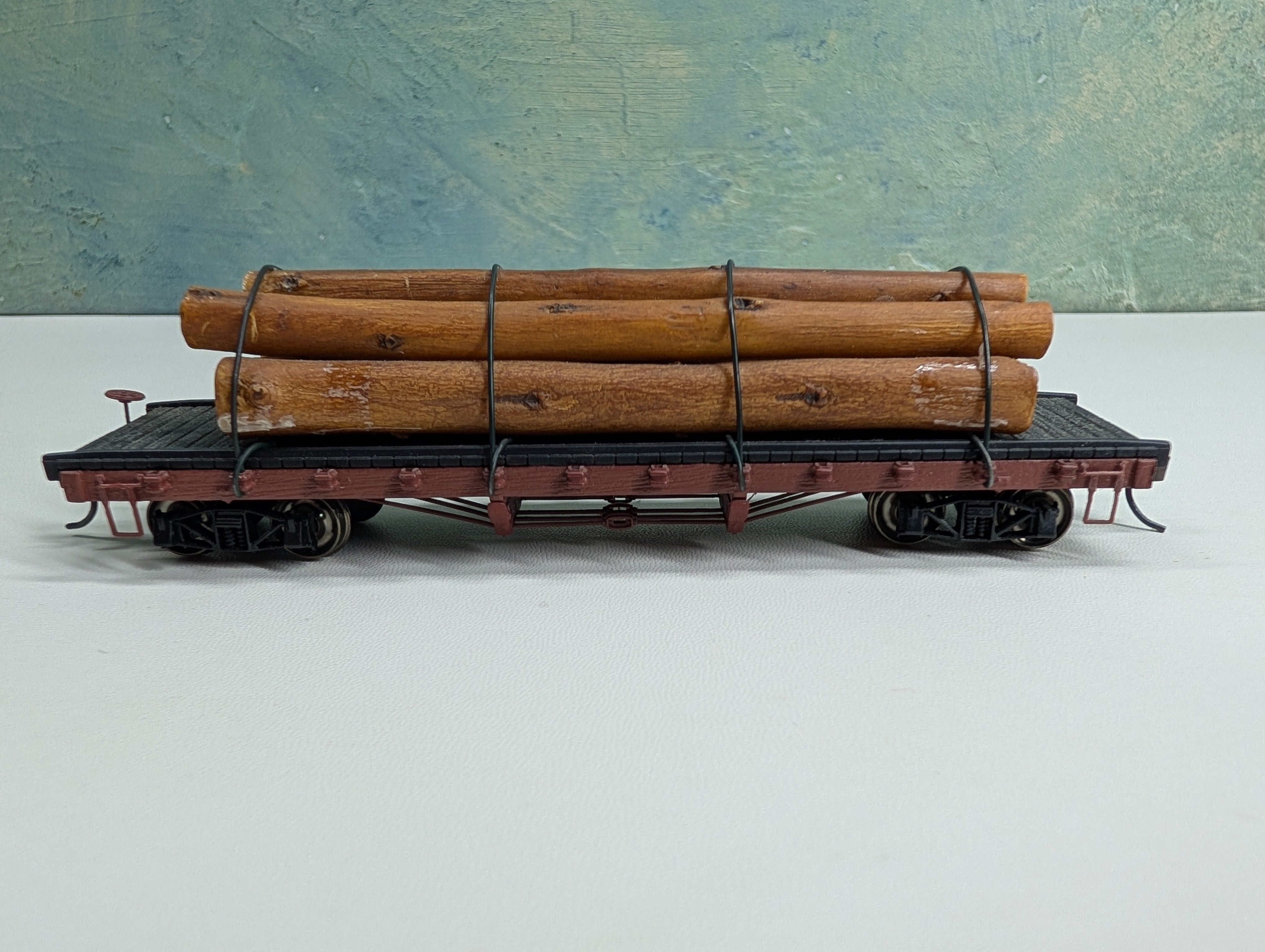 USED HO Scale 41' Flat Car w/ Custom Log Load Metal Wheels