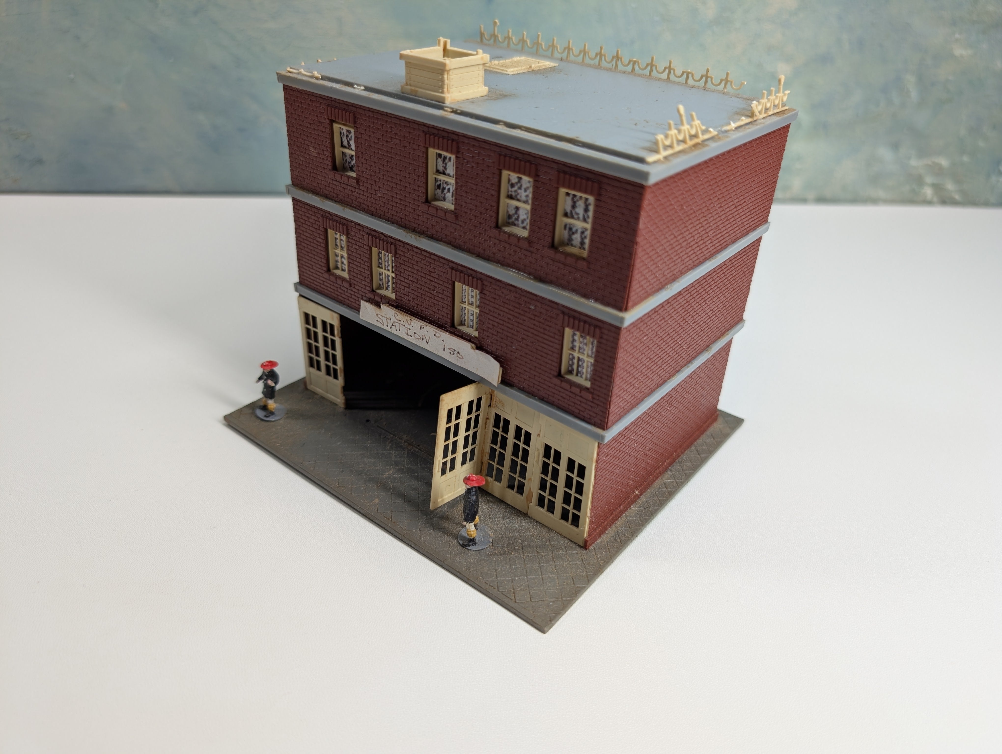 USED Model Power HO Scale Fire House