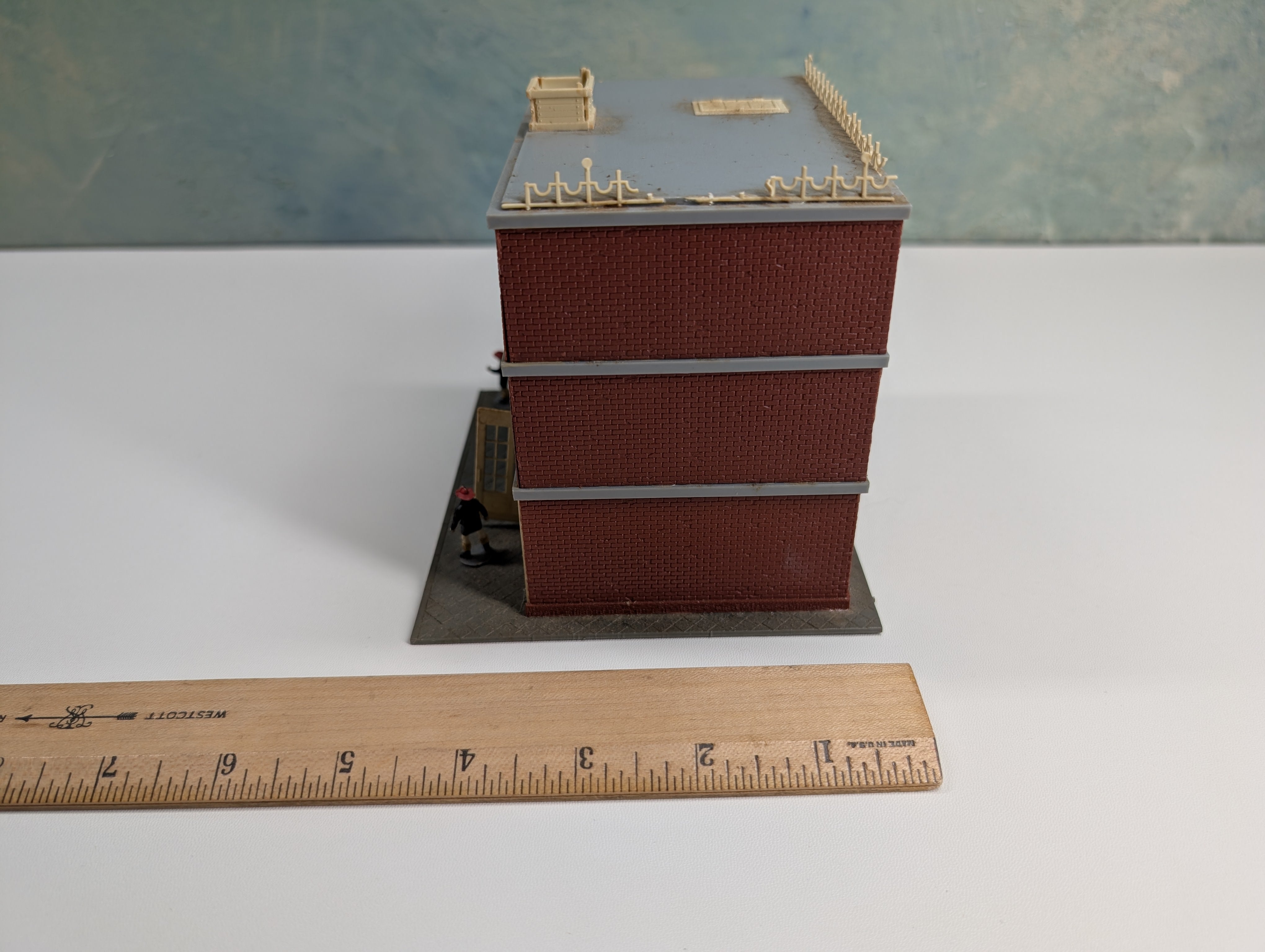 USED Model Power HO Scale Fire House