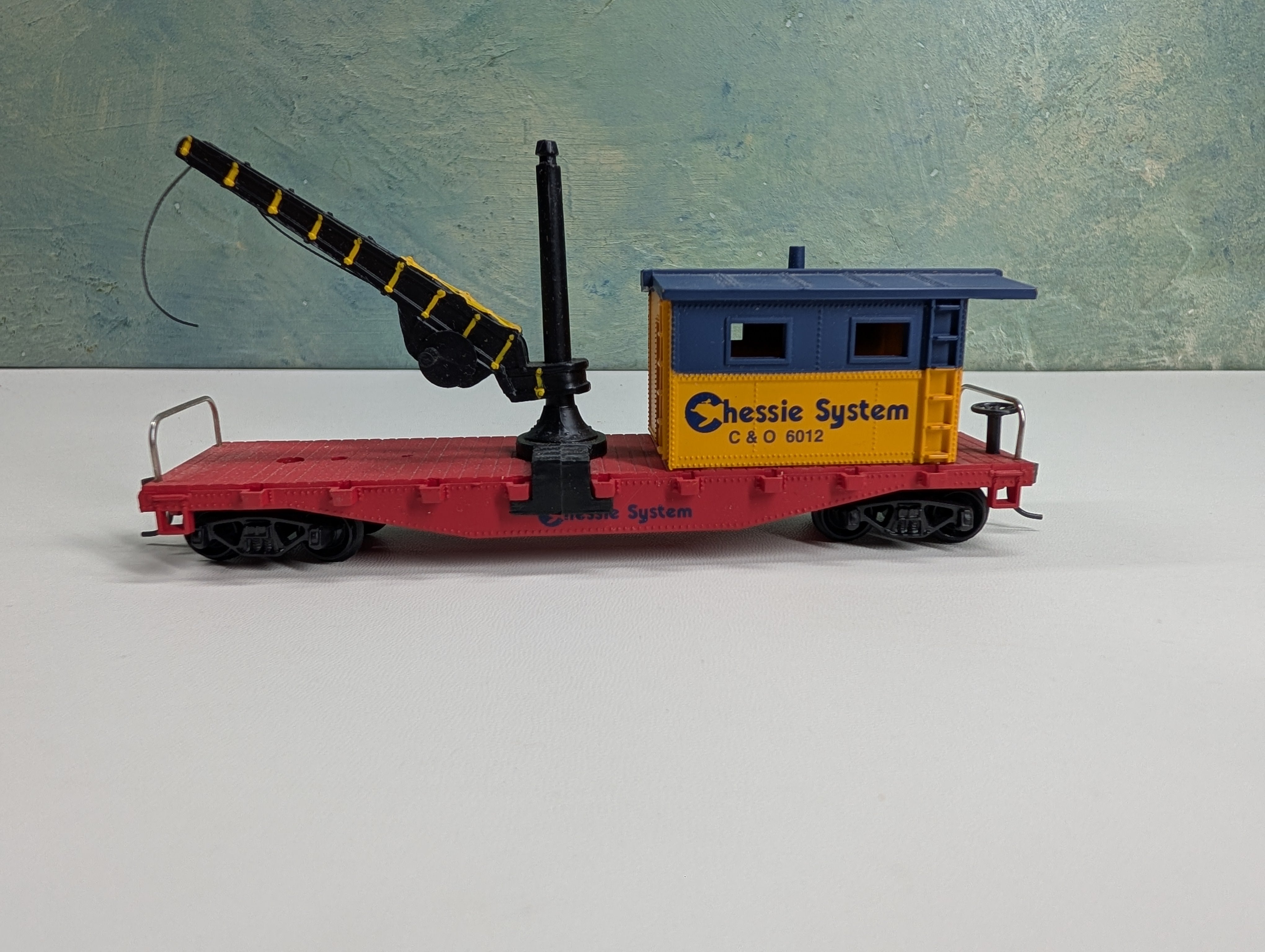 USED Model Power HO Scale Work Caboose with Crane Chessie System C&O #6012