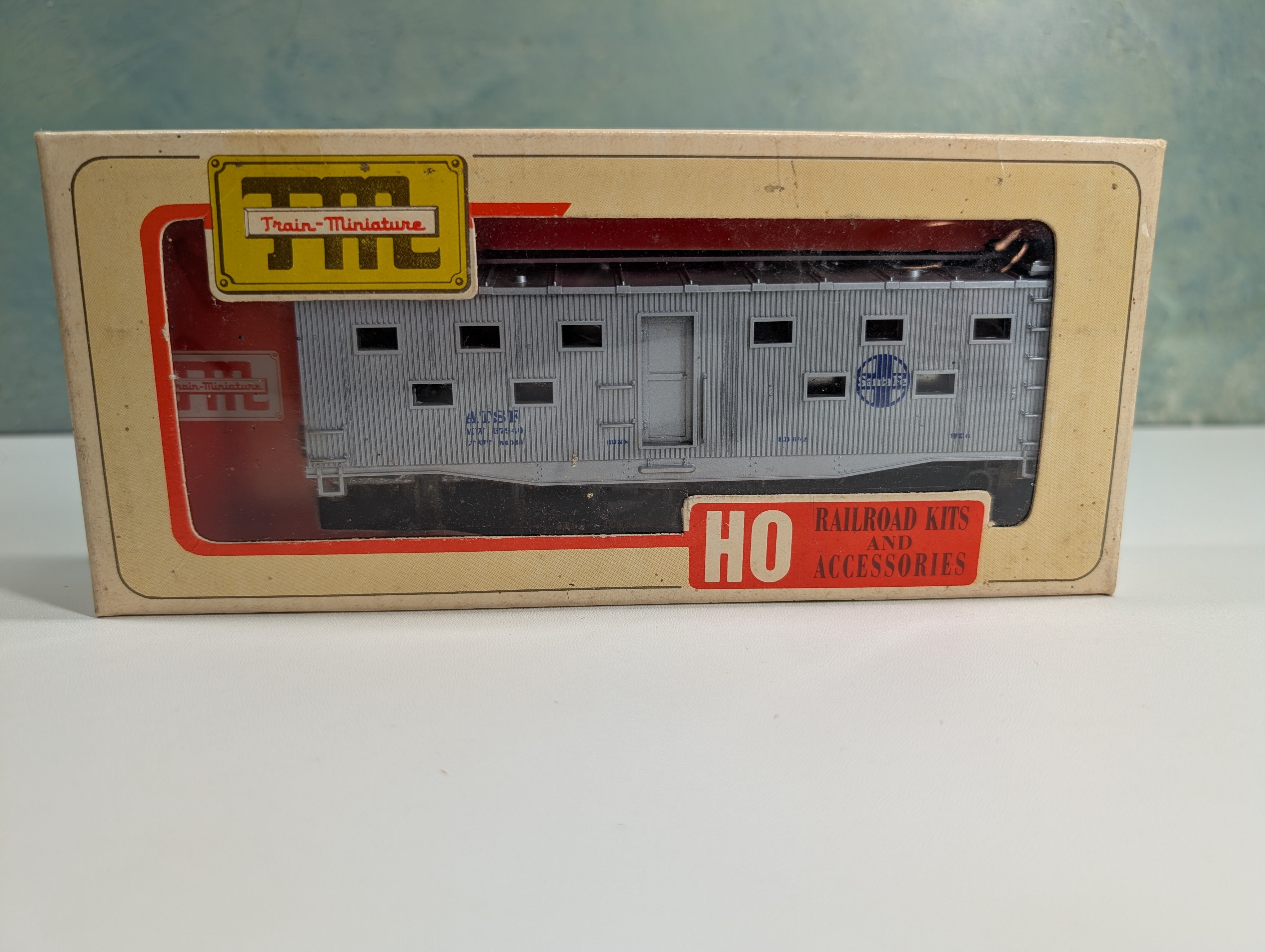 USED TRAIN MINIATURE 5524 HO Scale Bunk Car Work Train Santa Fe ATSF KIT