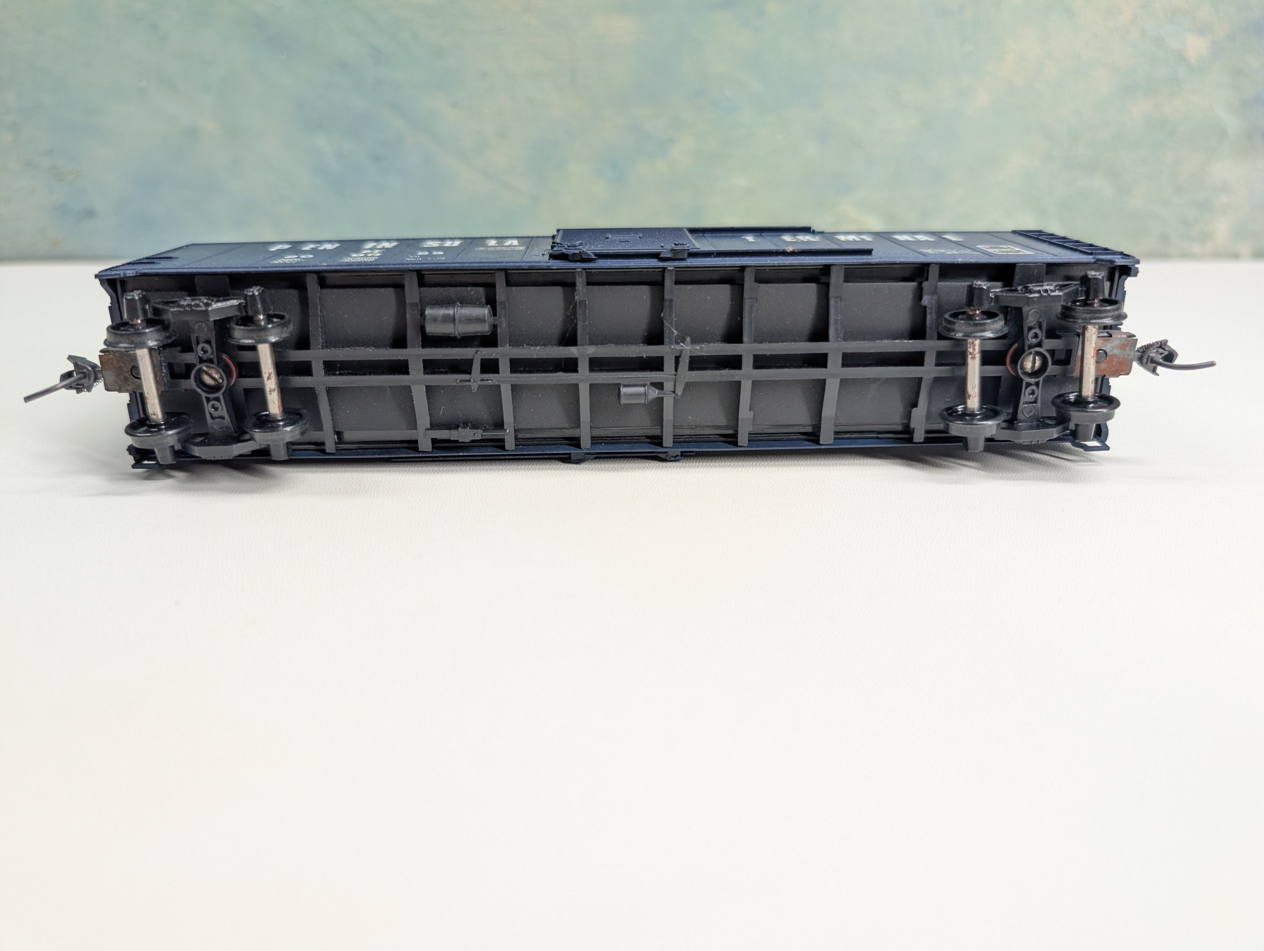 USED Athearn HO Scale 50' SD Box Car Peninsula Terminal PT #200055 Custom Decals