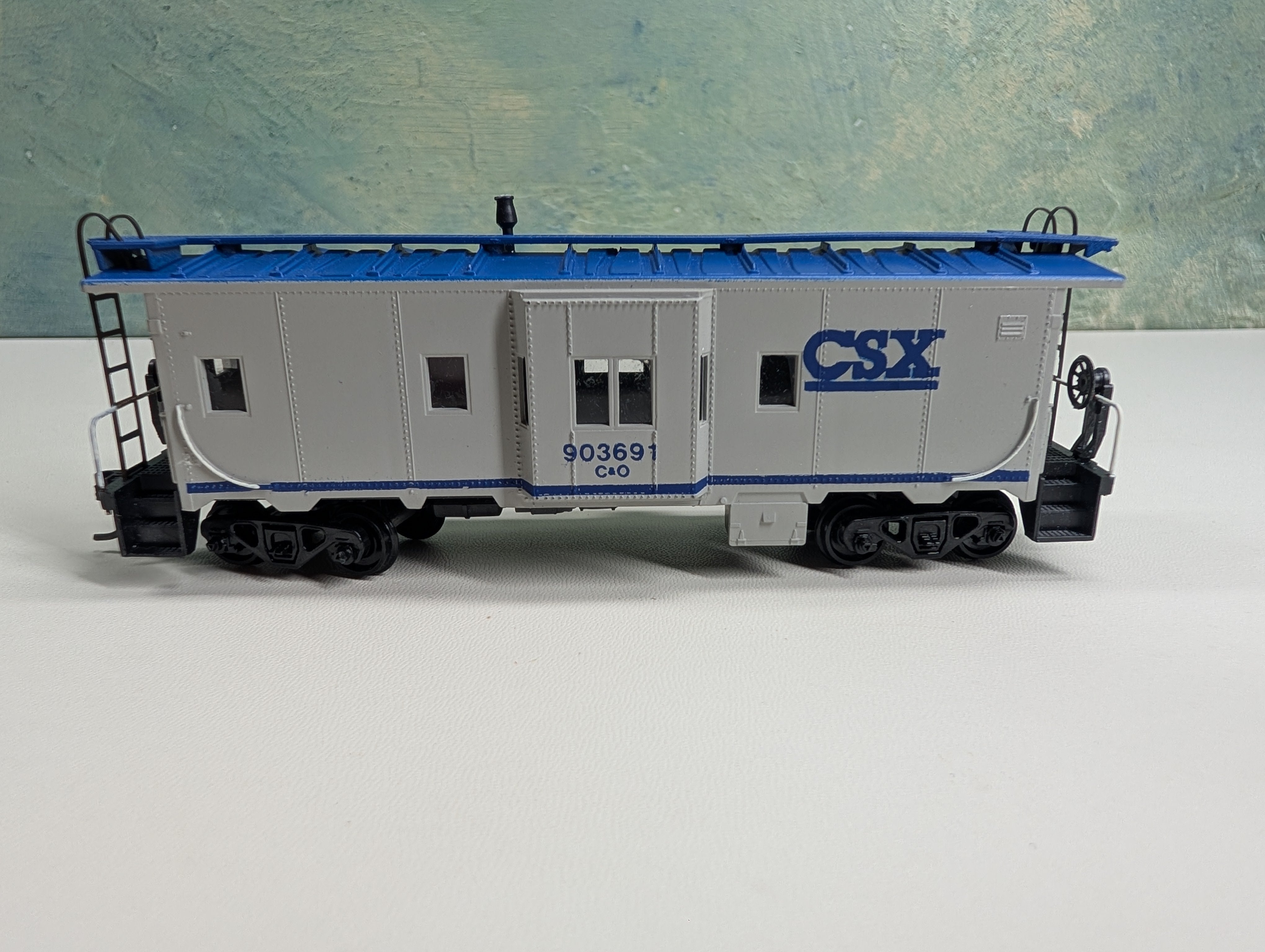 USED Athearn HO Scale Bay Window Caboose CSX C&O #903691 John Henry Custom