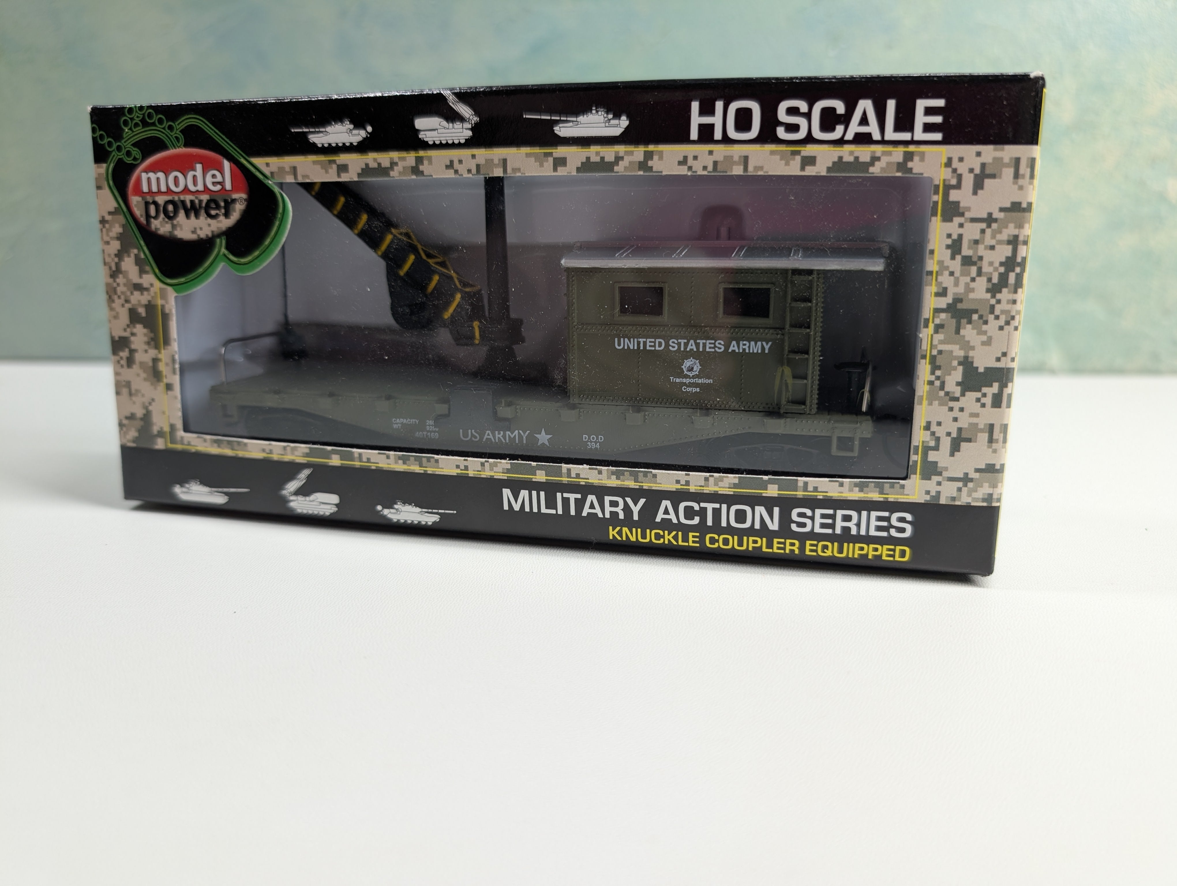 USED Model Power 98195 HO Scale 40' Work Caboose & Crane United States Army DOD #394