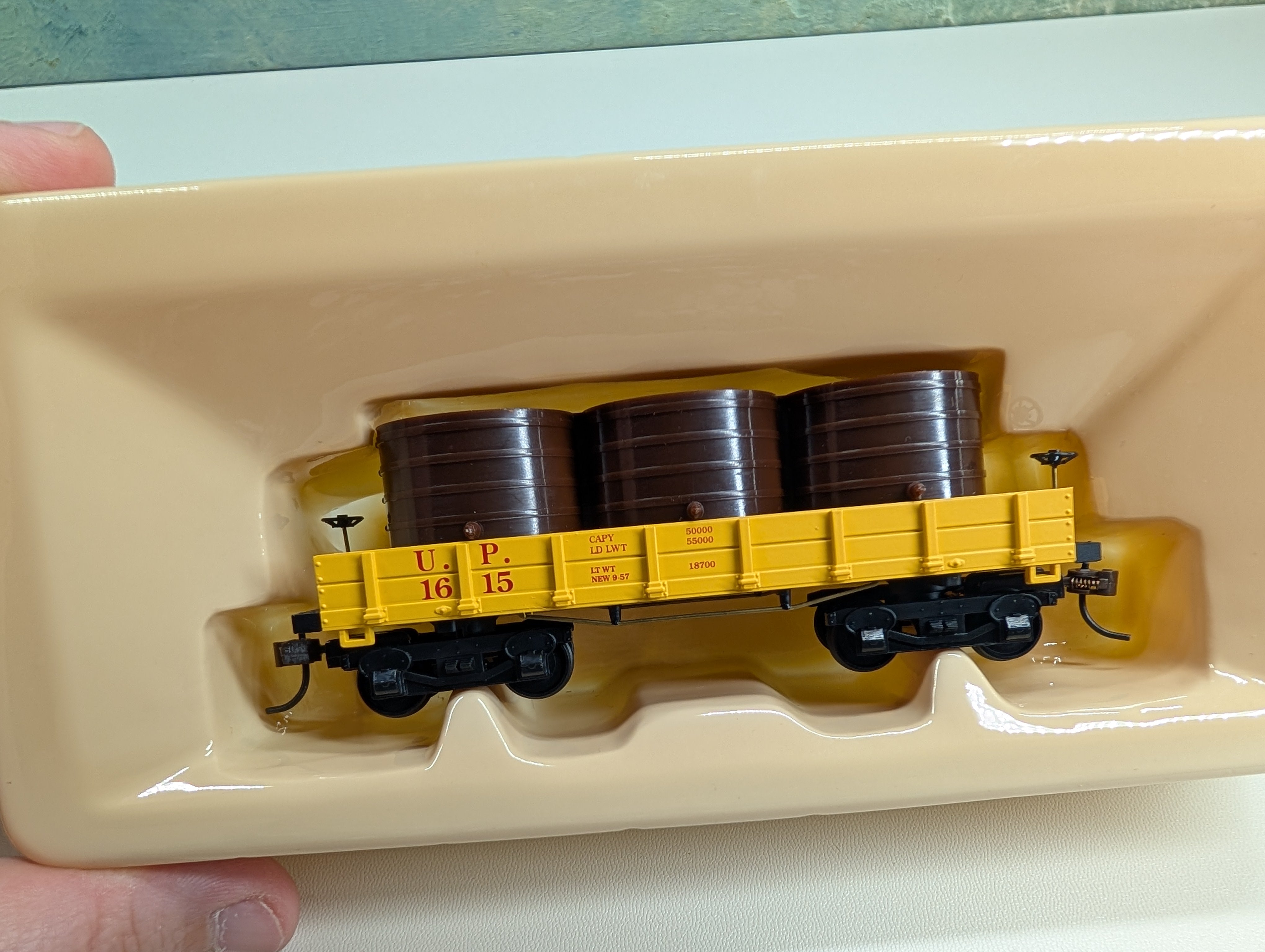 USED Mantua 723003 HO Scale 1860 Water Car Gondola Union Pacific UP #1615