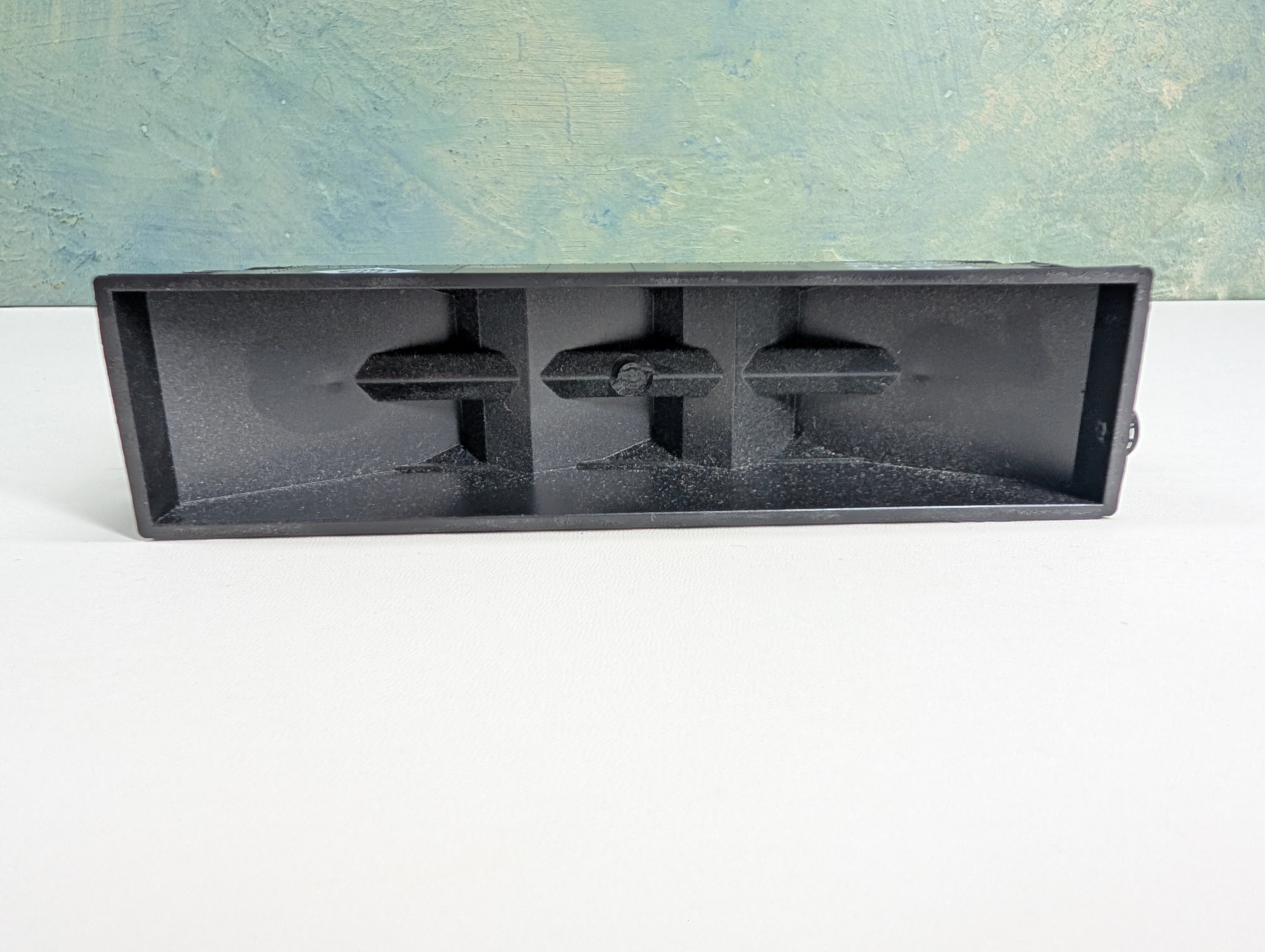 USED Roundhouse HO Scale 3 Bay Rib Side Hopper Erie #38494