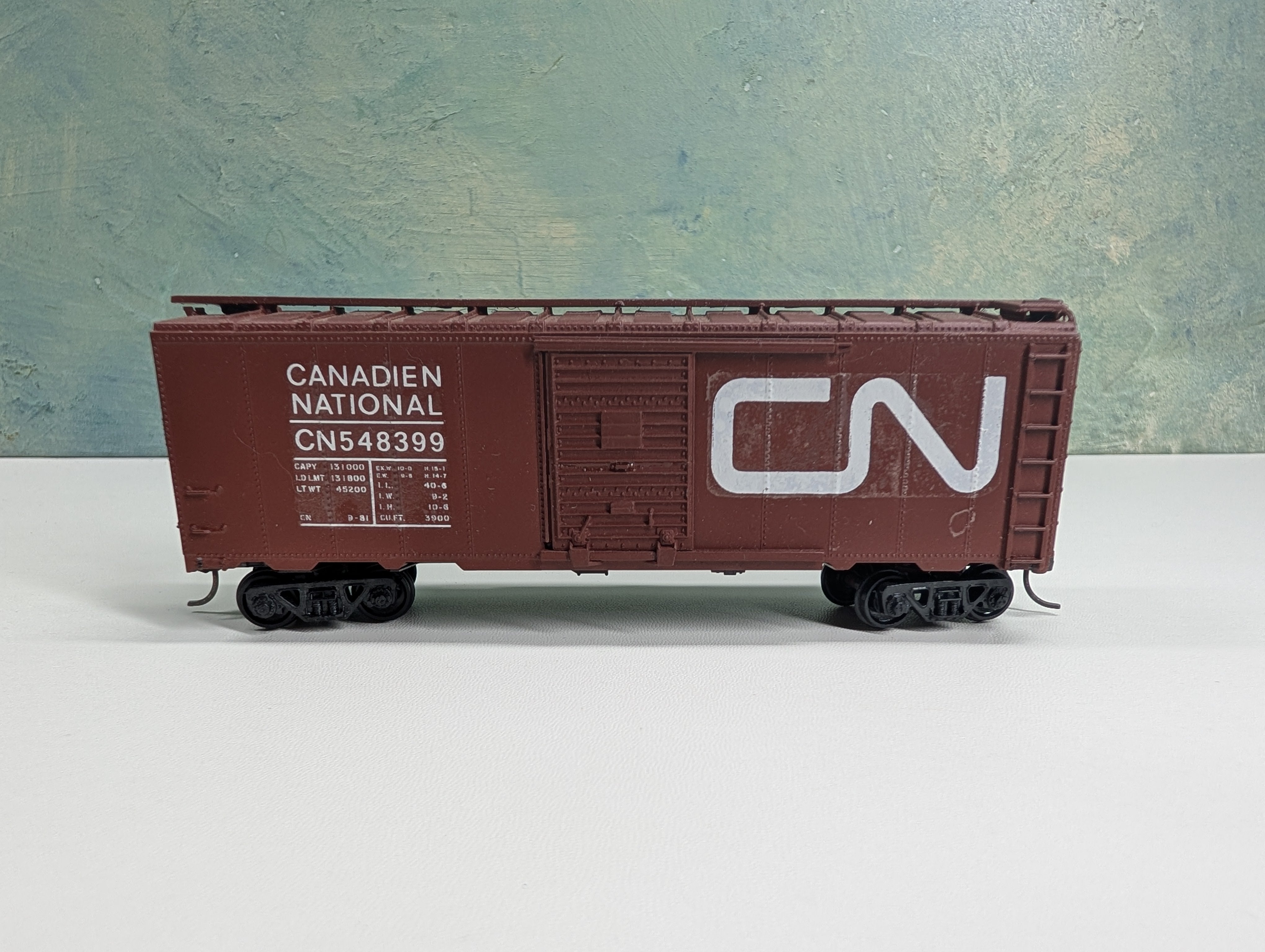 USED Athearn HO Scale 40' Box Car Canadian National CN #548399 Rough Decals
